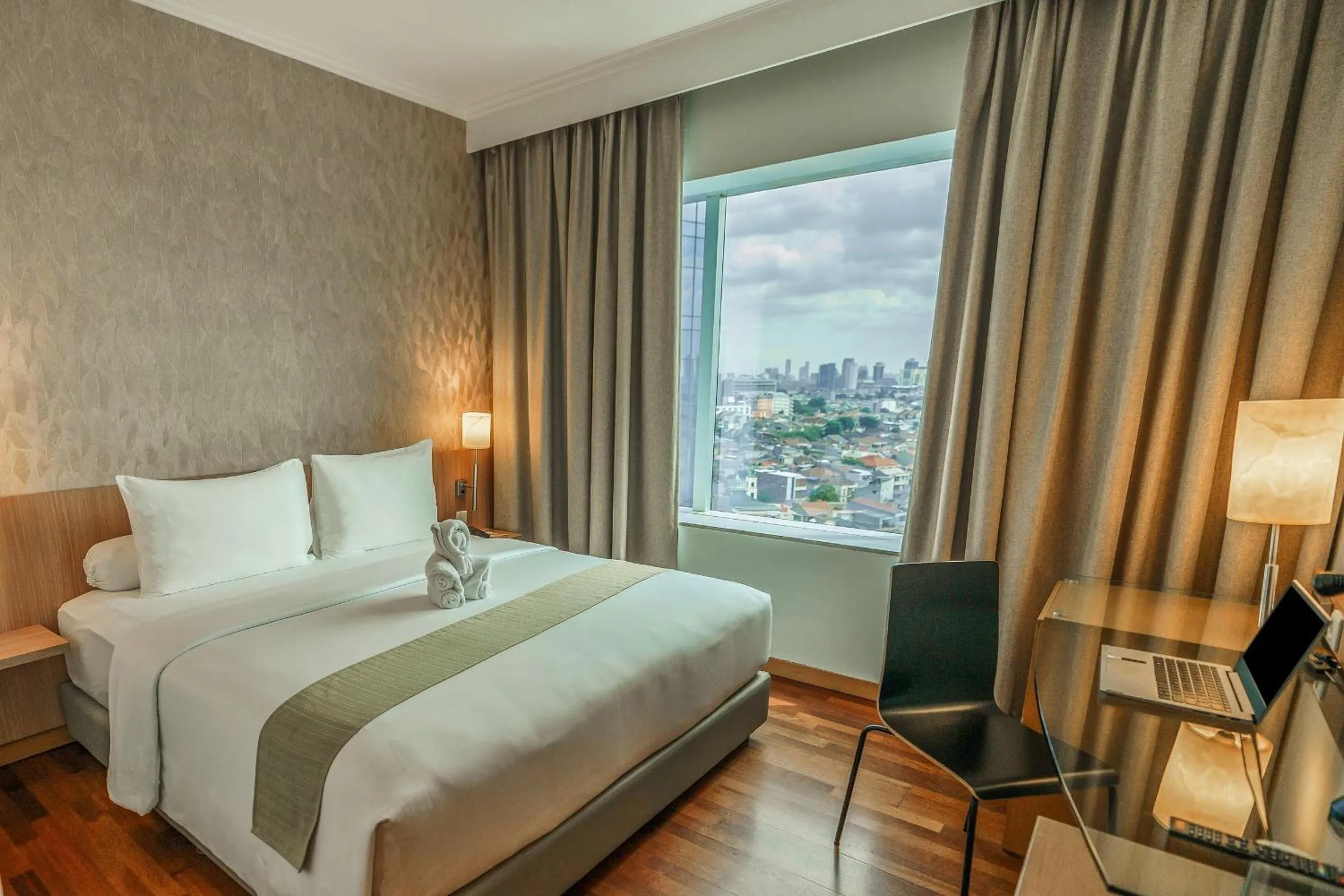 Executive Room in Hotel KIMAYA Slipi Jakarta By HARRIS