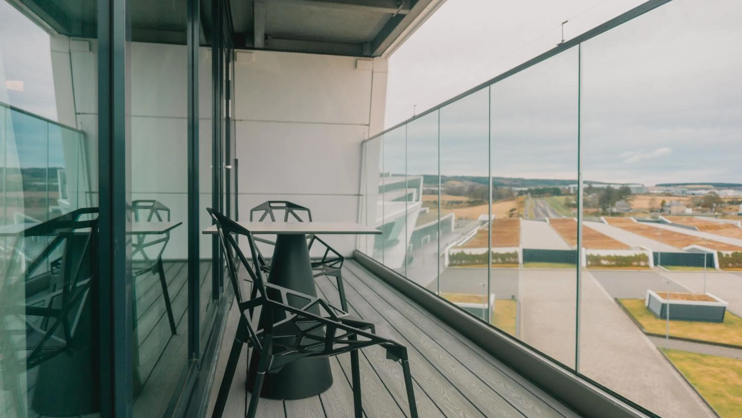 King Suite with Balcony and Lounge Access in Hilton Aberdeen TECA