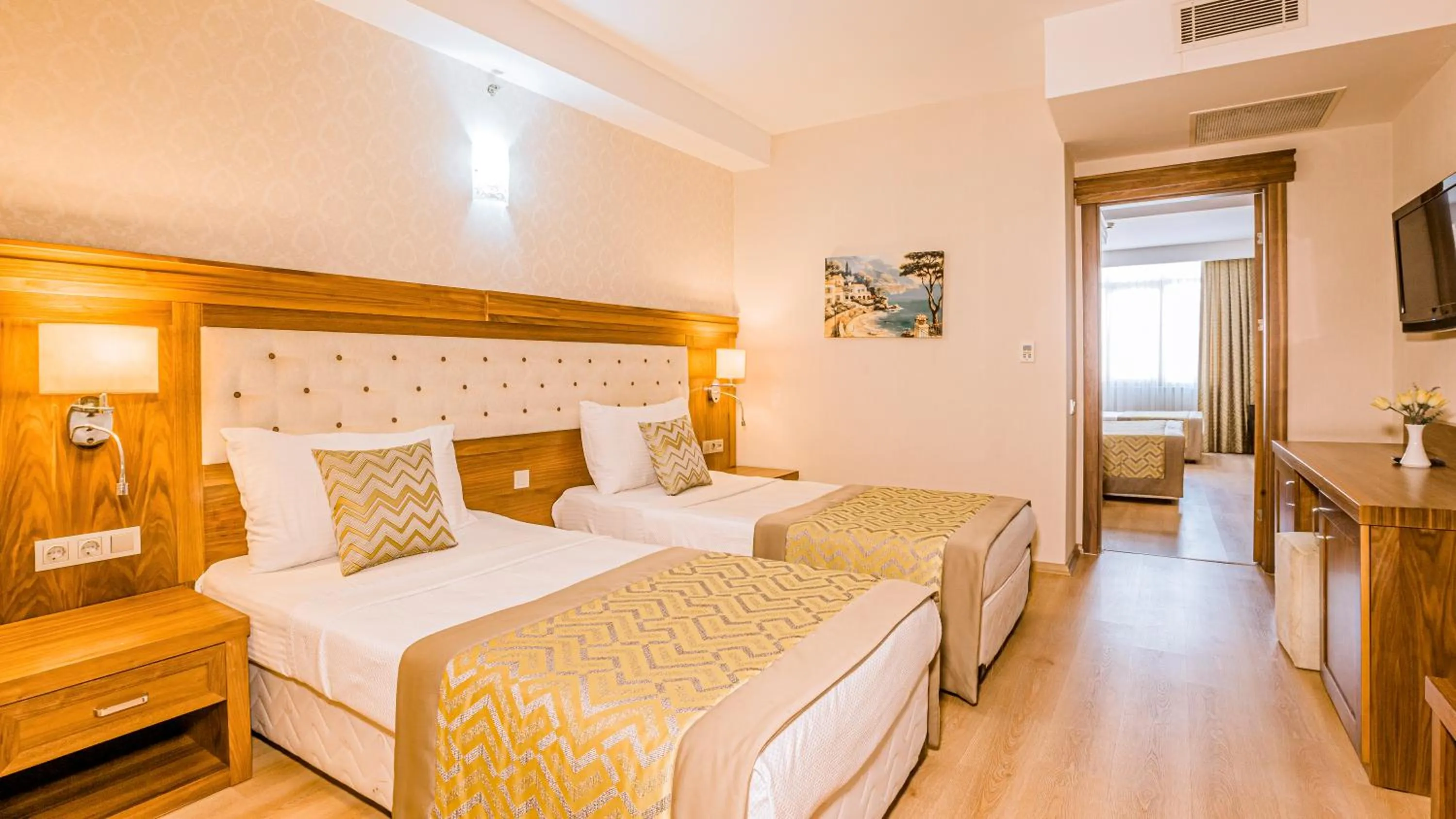 Family Room in Yücesoy Liva Hotel Spa & Convention Center Mersin