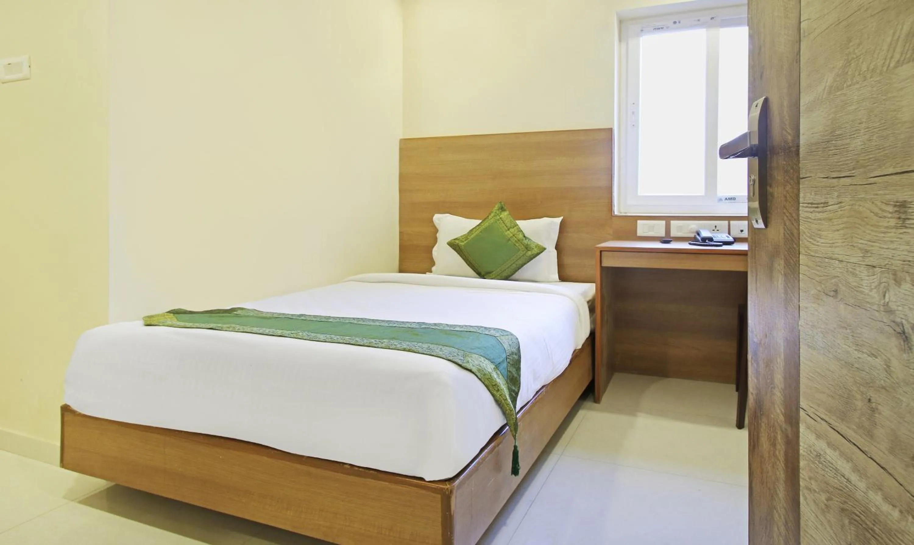 Single Room - single occupancy in Itsy Hotels Jansi Residency