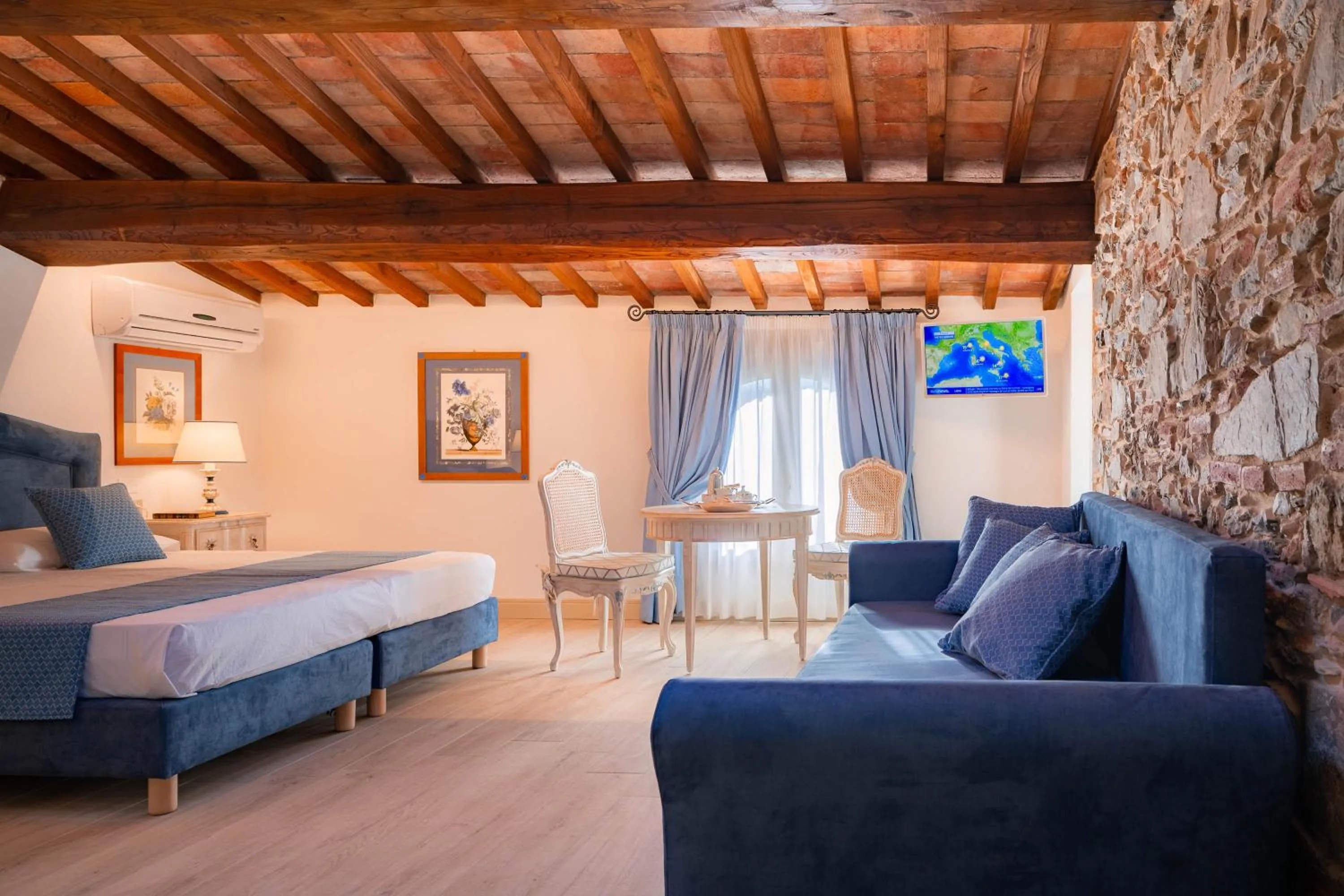 Premium Room with Pool View in Agri Resort & SPA Le Colline del Paradiso