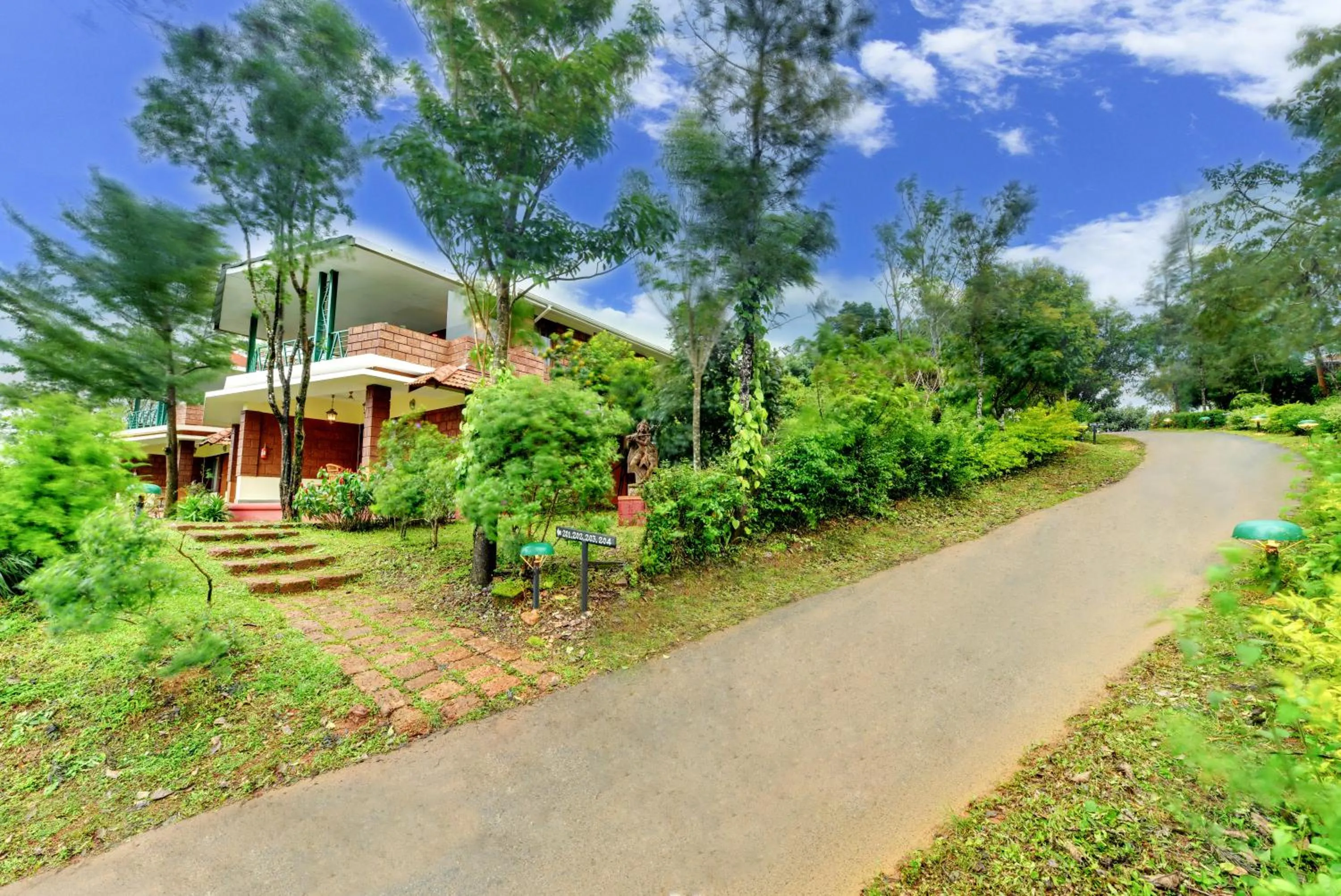 Suite with Garden in Heritage Resort Coorg