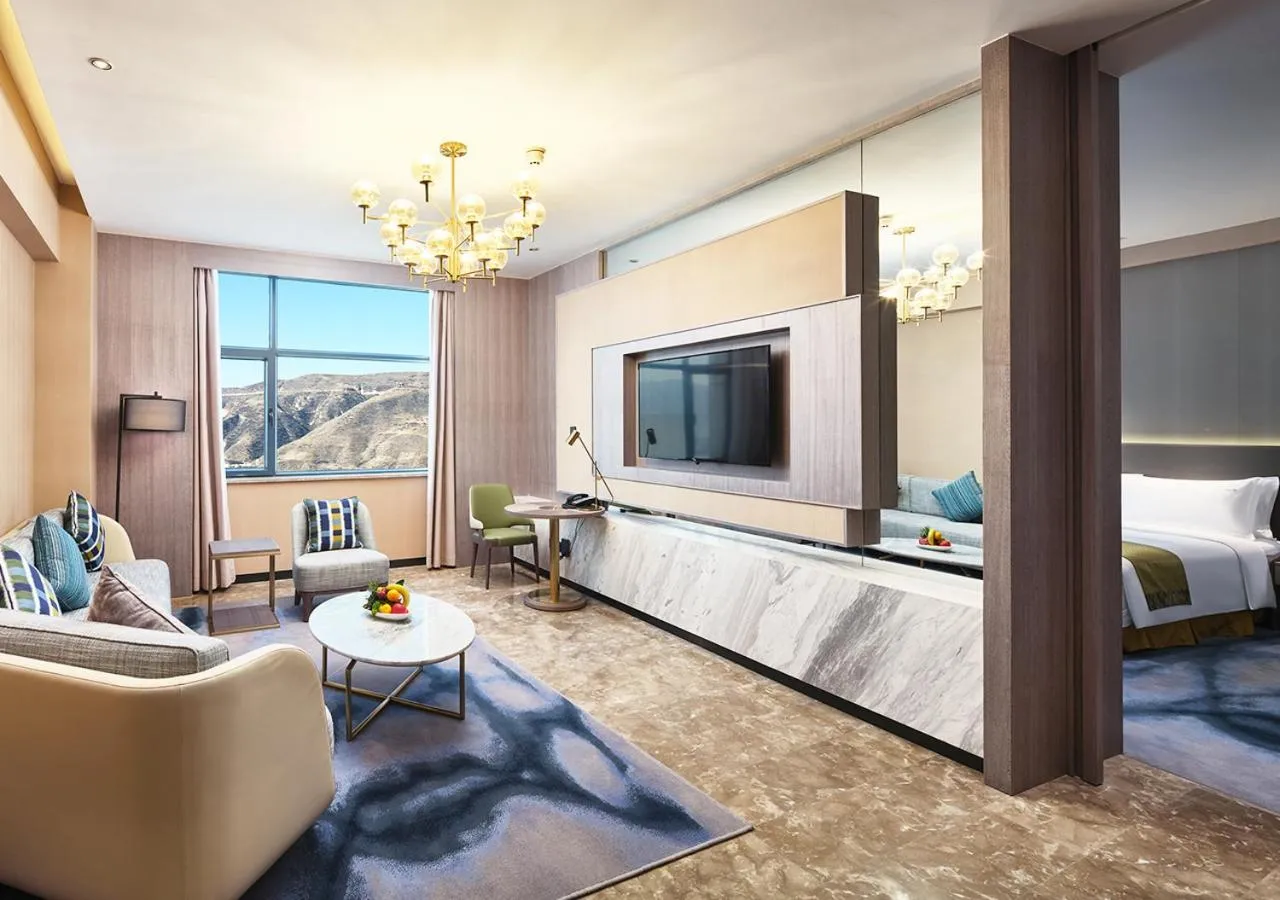 One-Bedroom Suite in Holiday Inn Xining Hot-Spring by IHG