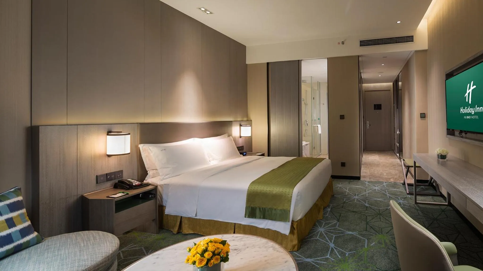 Standard King Room in Holiday Inn Xining Hot-Spring by IHG