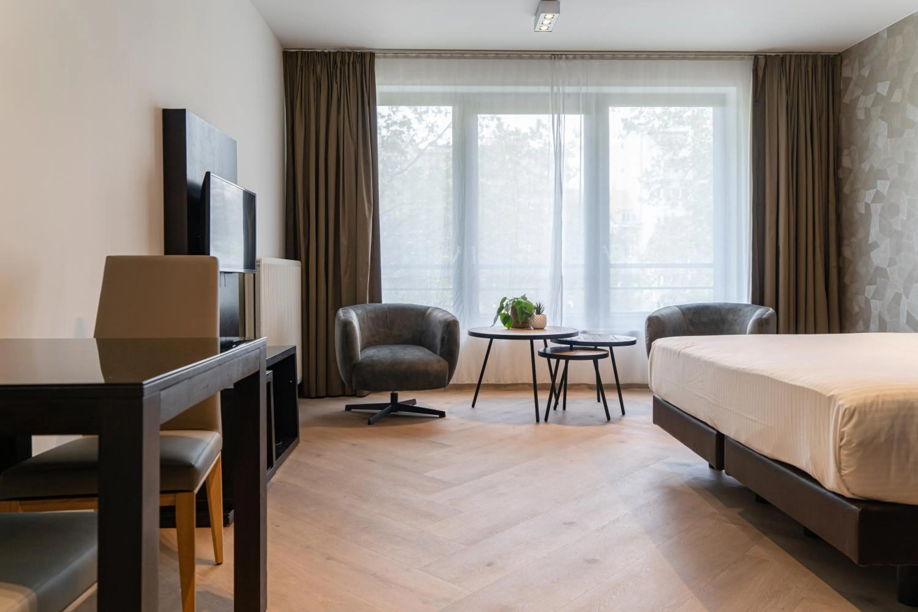 Superior Studio in Diamant Suites Brussels EU