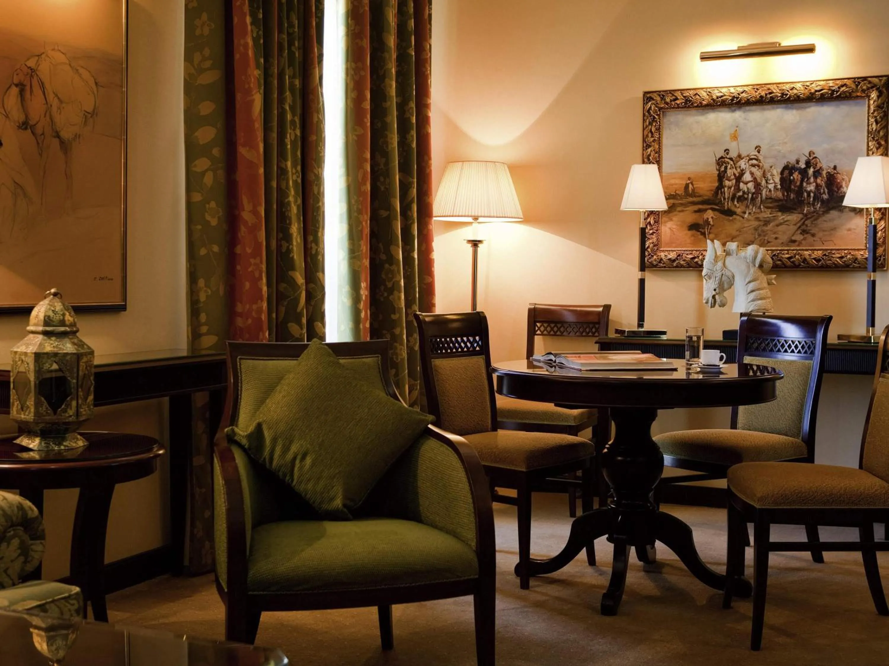 Deluxe Suite in Royal Hotel Oran - MGallery Collection