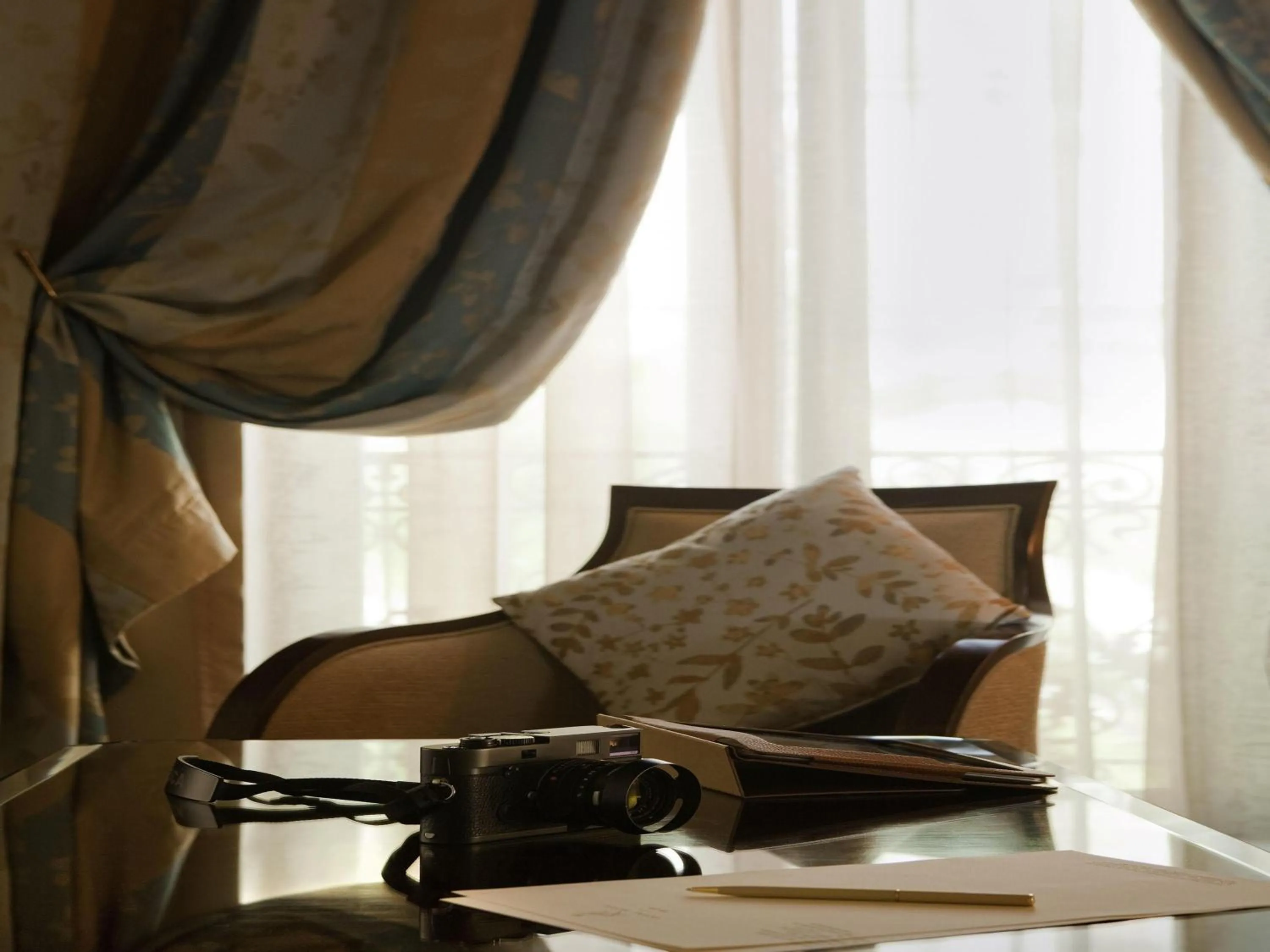 Classic Queen Room in Royal Hotel Oran - MGallery Collection