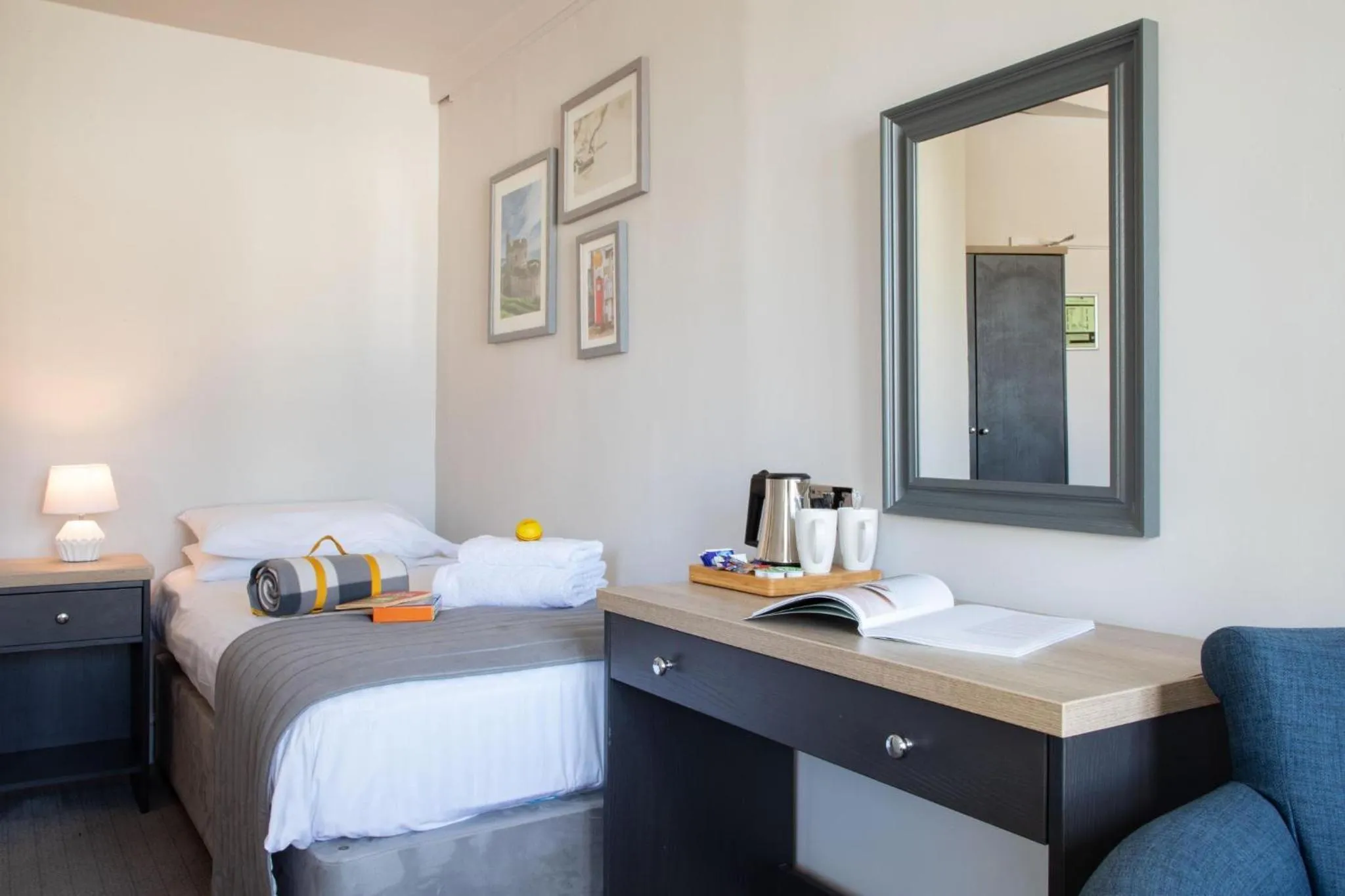 Family Room in Ship and Castle Hotel