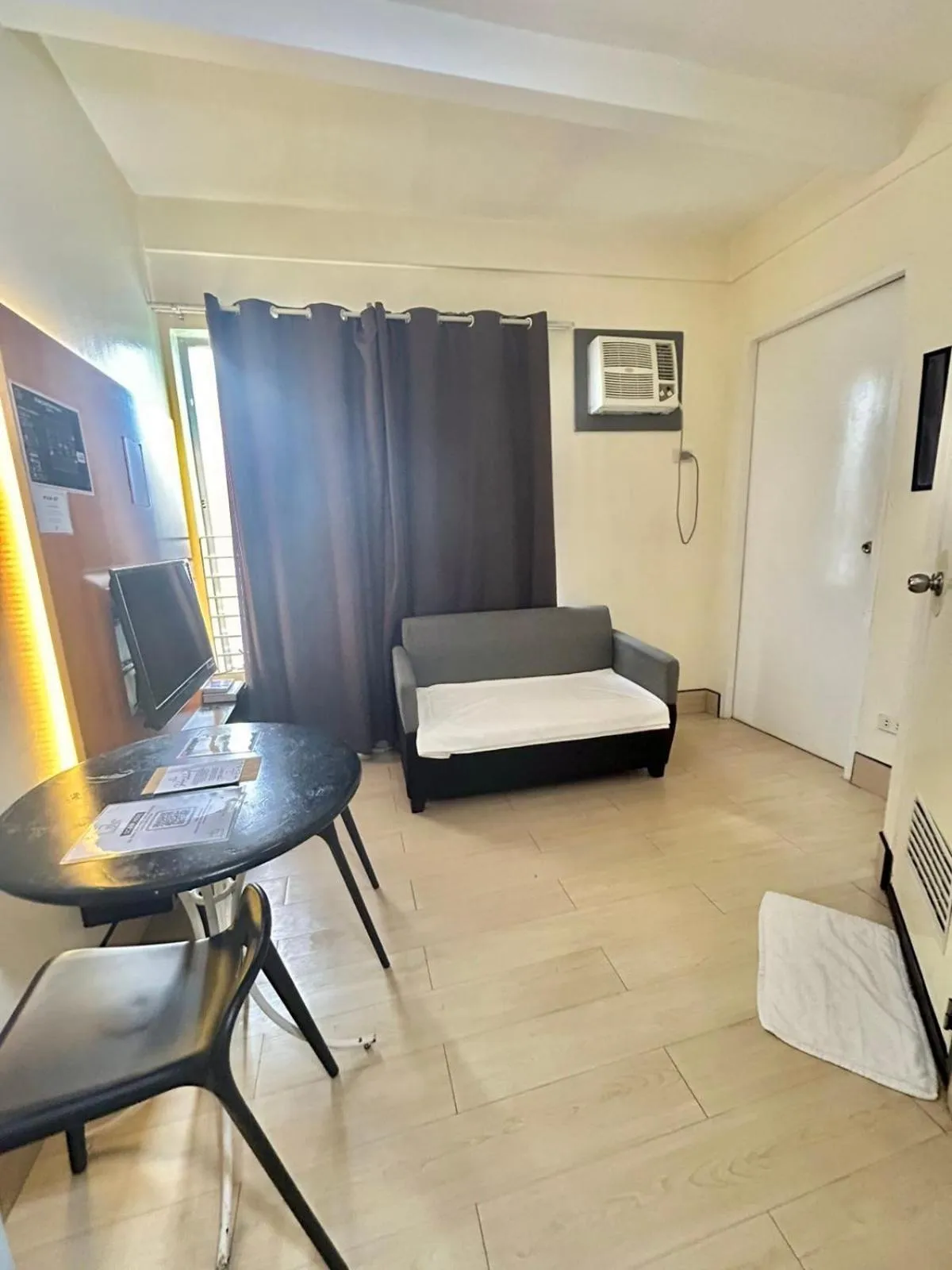 One Bedroom Suite  in Selah Lofts Hotel