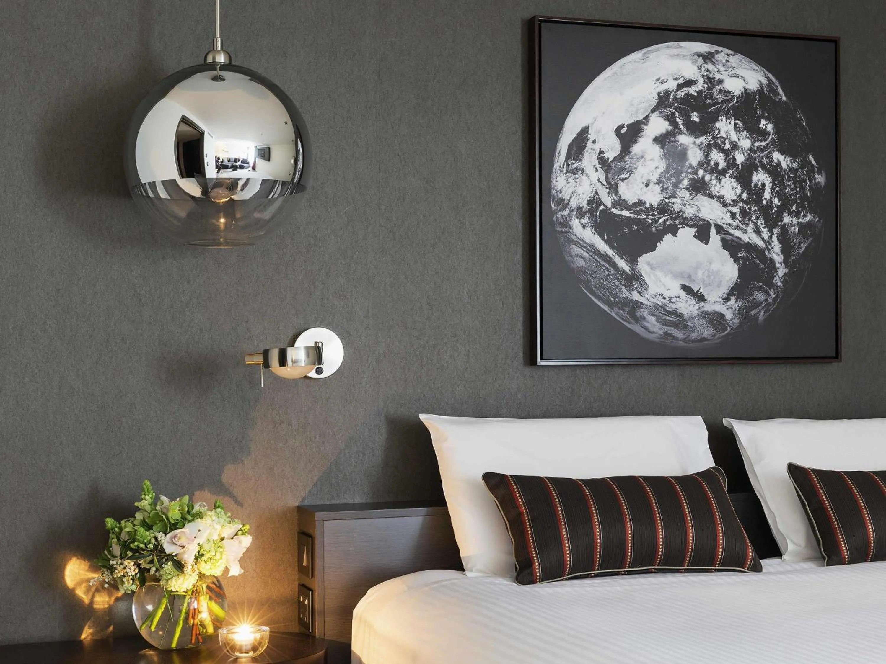 Deluxe King Room in Pullman Melbourne Albert Park