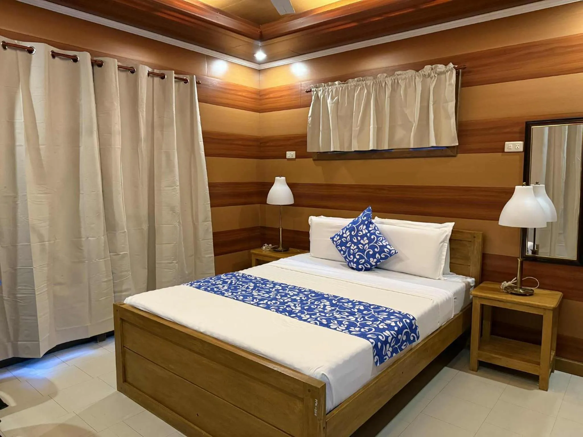 Double Room with Garden View in Ferellee Beach Front Inn