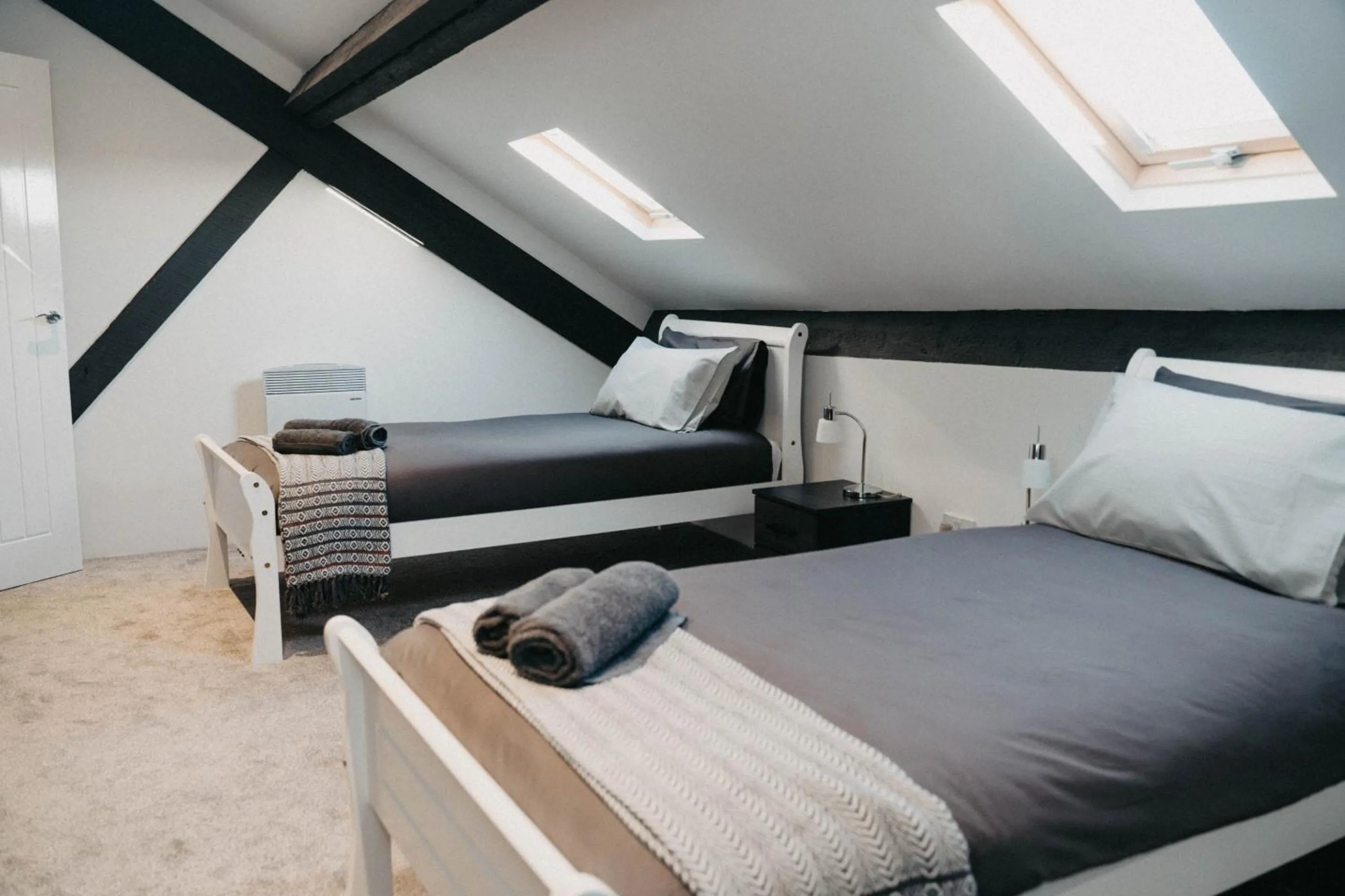 One-Bedroom Apartment in Flat Iron Anfield