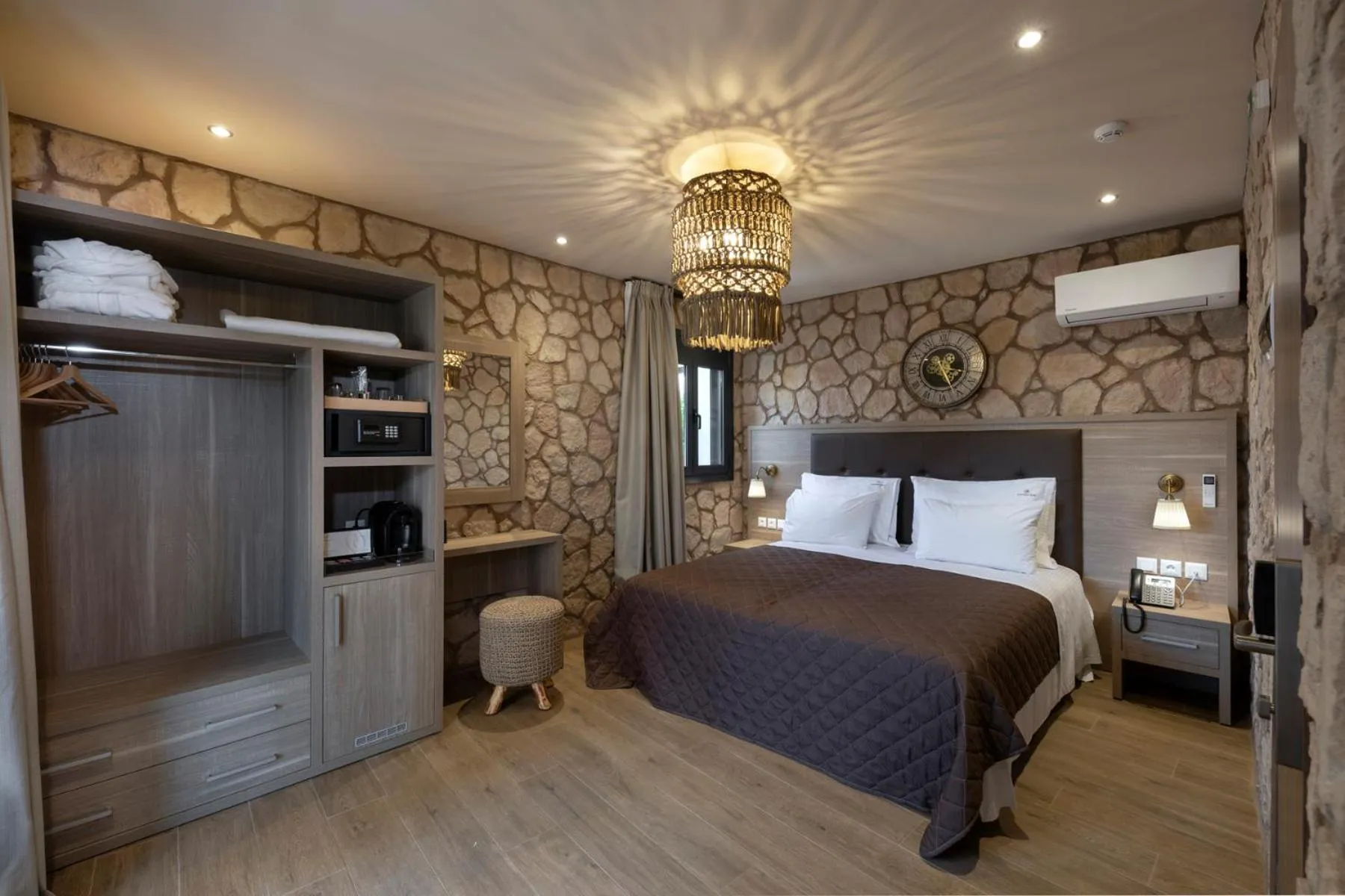 Double or Twin Room with Terrace (Urania House) in Athens Manor Houses