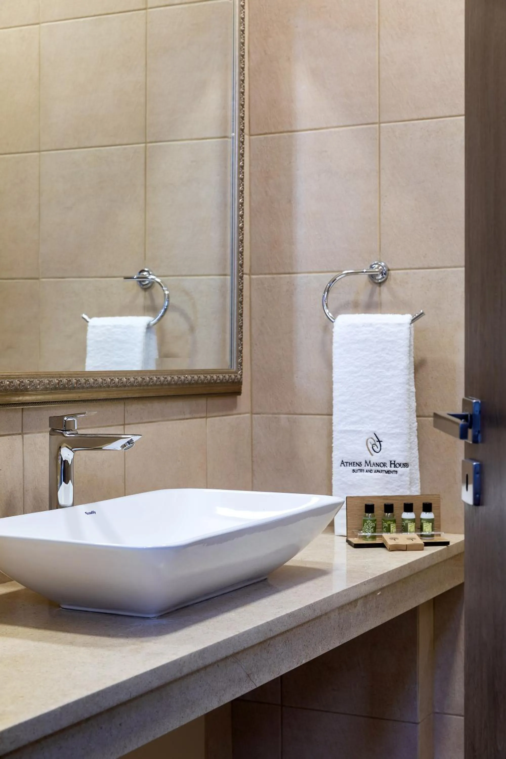 Junior Suite (Clio House) in Athens Manor Houses