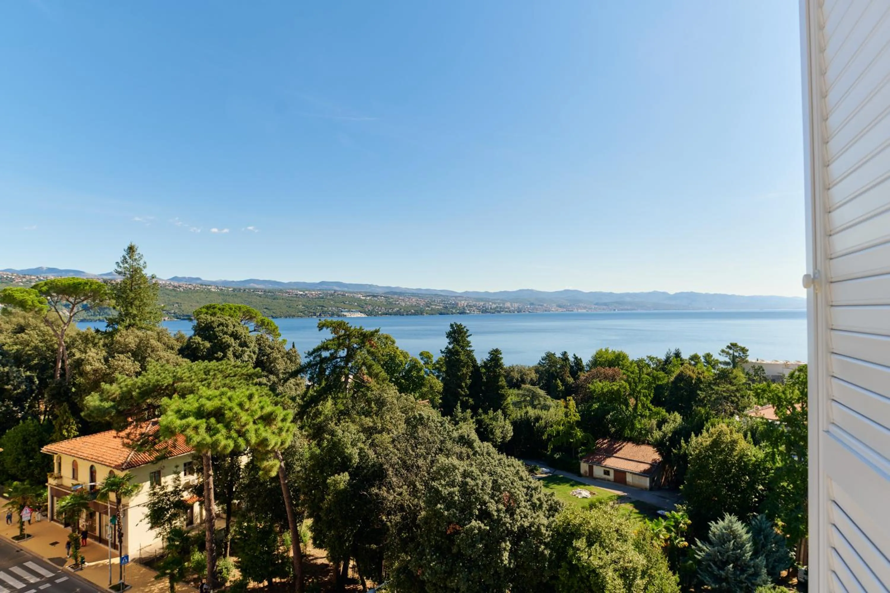 Standard Double Room - Sea Side in Hotel Paris