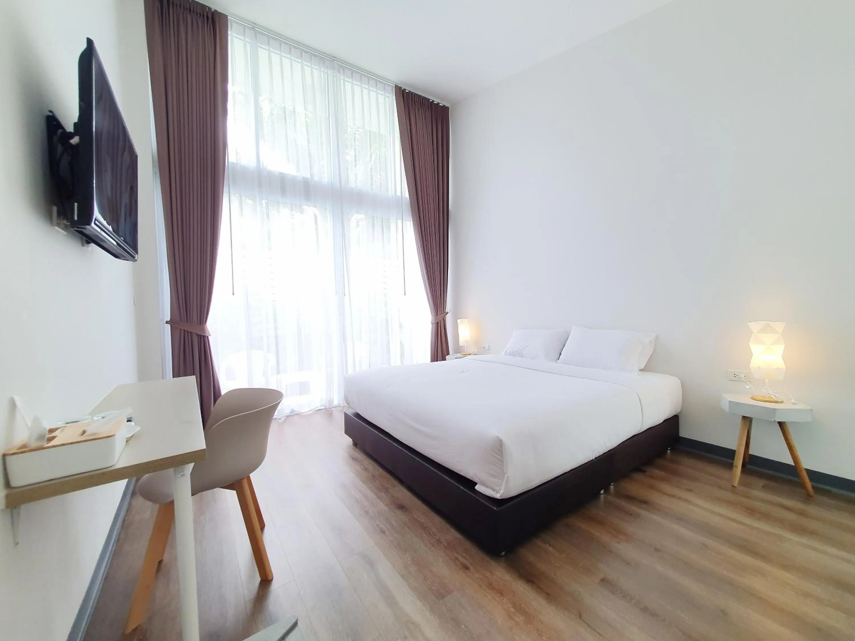 Standard King Room in MEET Boutique Resort