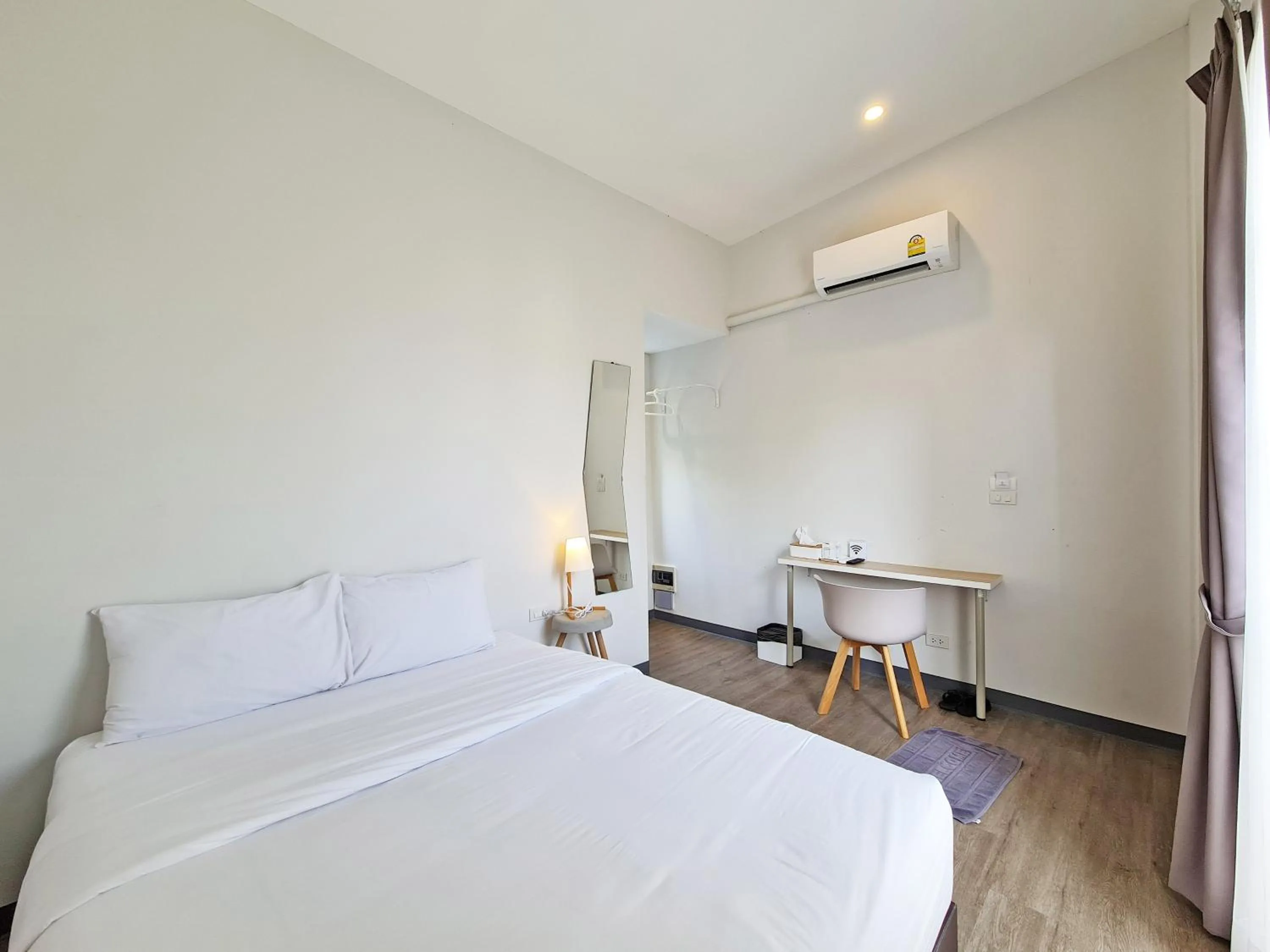 Standard Queen Room in MEET Boutique Resort