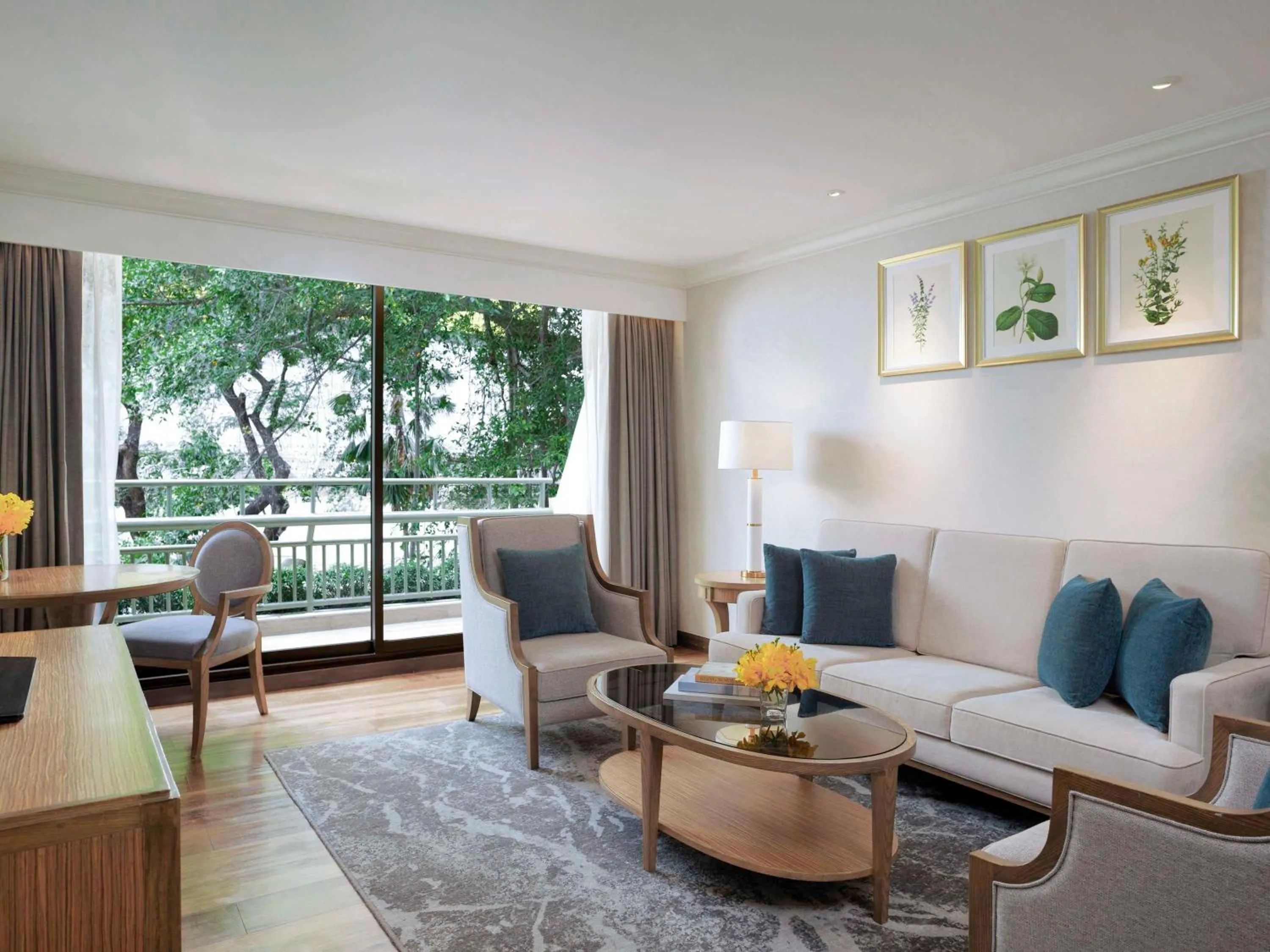 Wellness King Suite in Mövenpick Hotel Bangkok Ploenchit BDMS