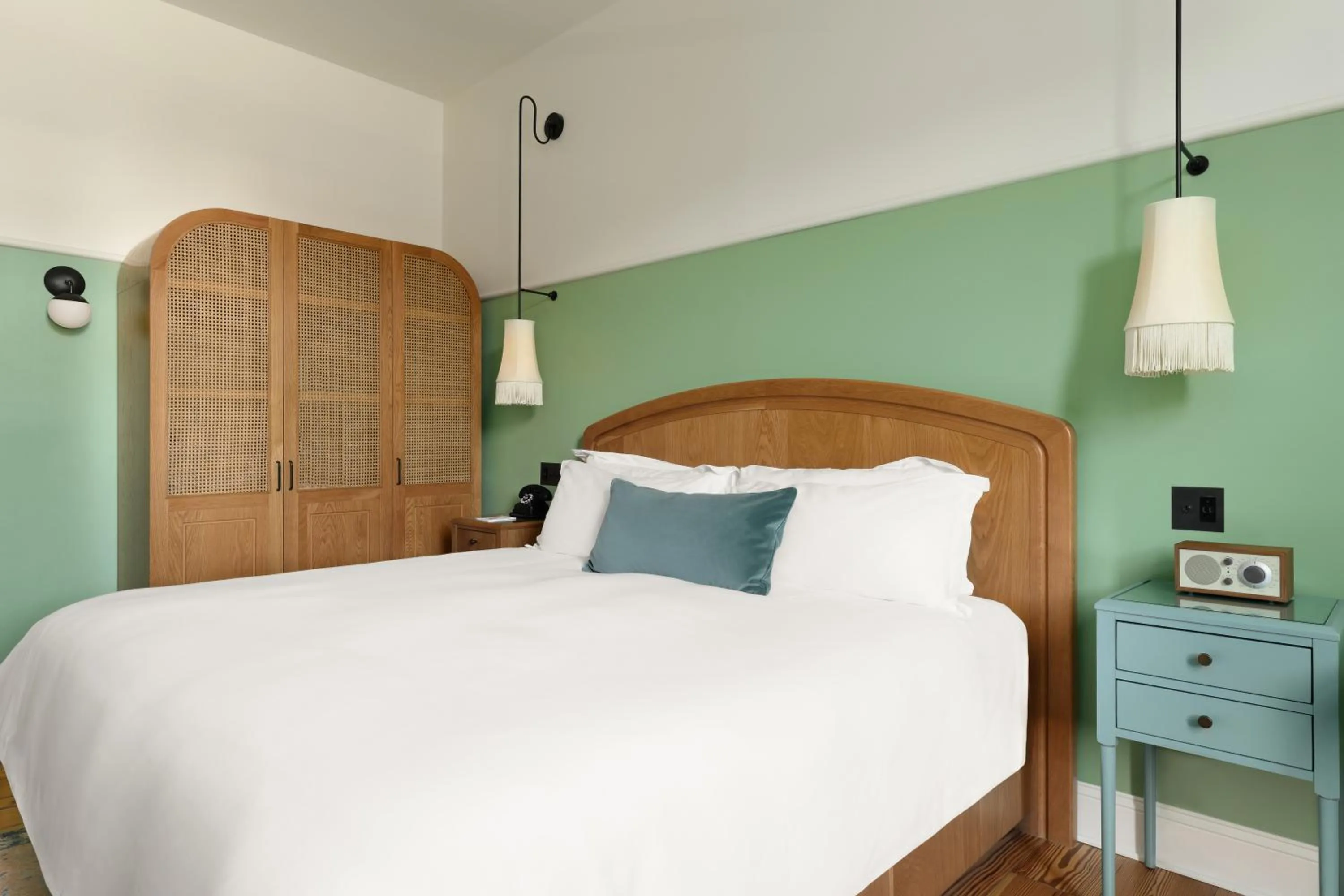 King Room in The Drayton Hotel Savannah, Curio Collection by Hilton