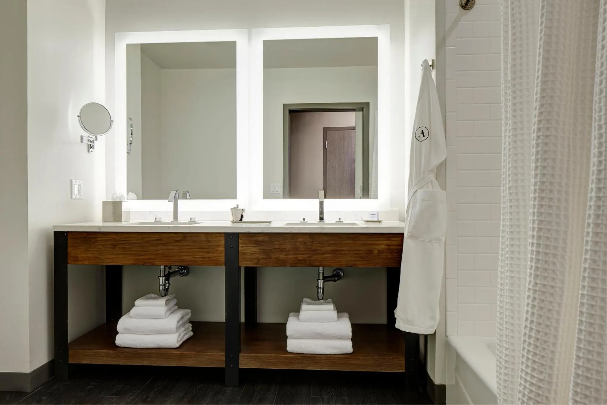 Double King Guest Room in Archer Hotel Seattle/Redmond