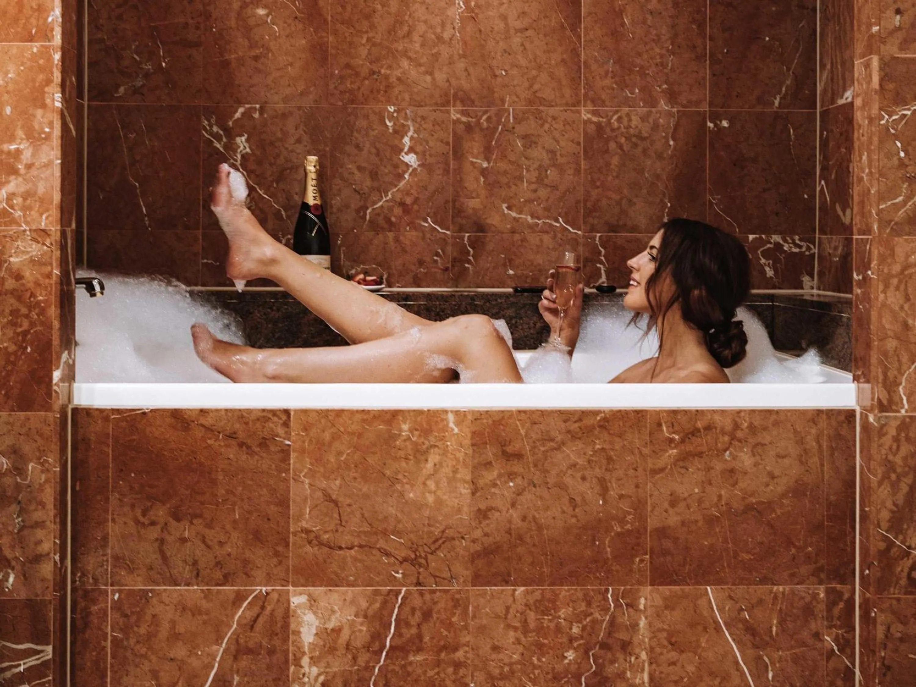 Superior Executive Suite in Pullman Cairns International