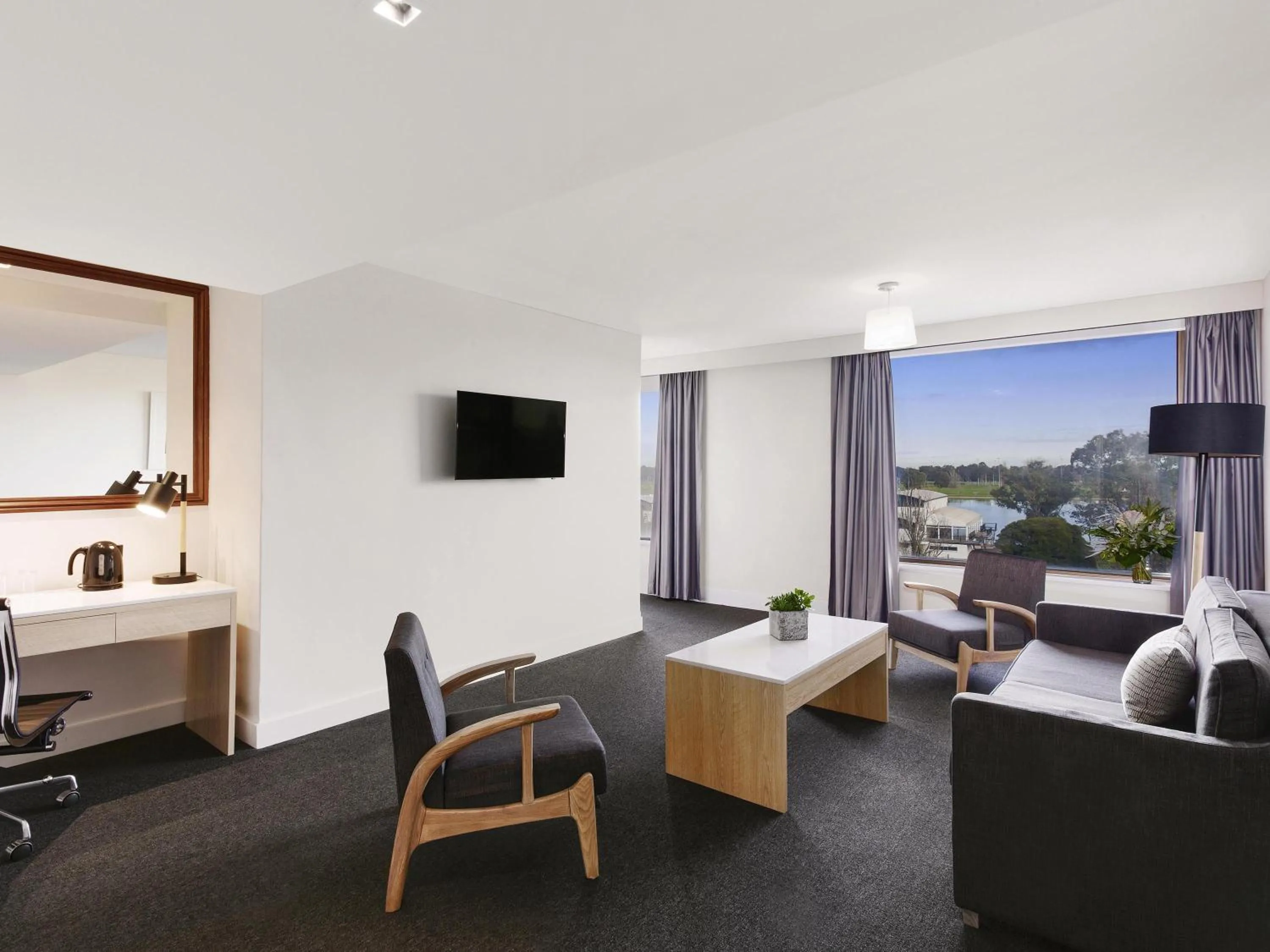 One-Bedroom King Suite with Lake View in Mercure Melbourne Albert Park