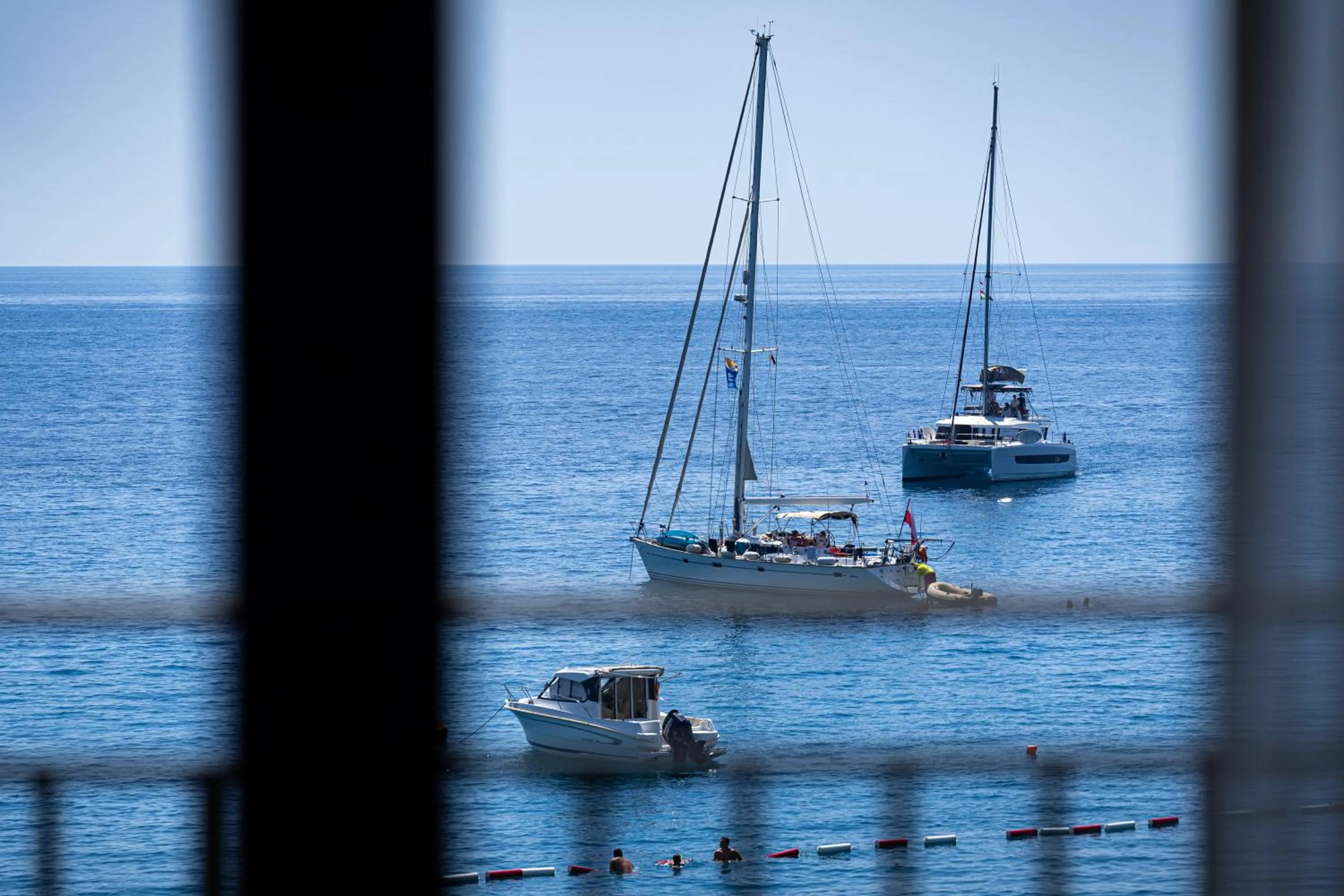 Deluxe Double or Twin Room with Sea View - single occupancy in Hotel California by Aycon