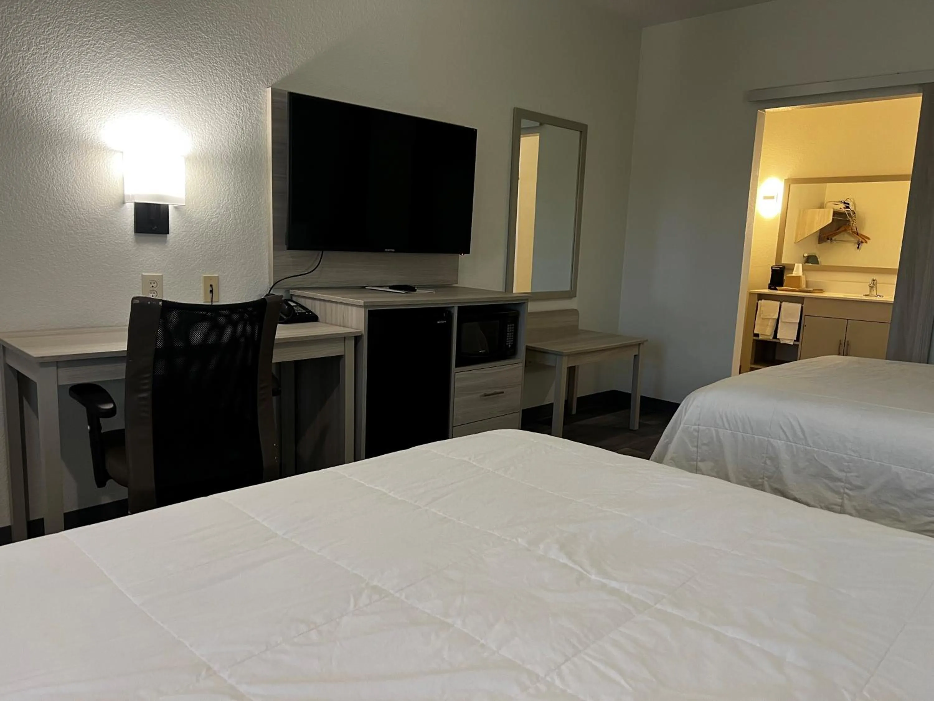 Double Room with Two Double Beds - Non-Smoking in Super 8 by Wyndham Rosenberg TX