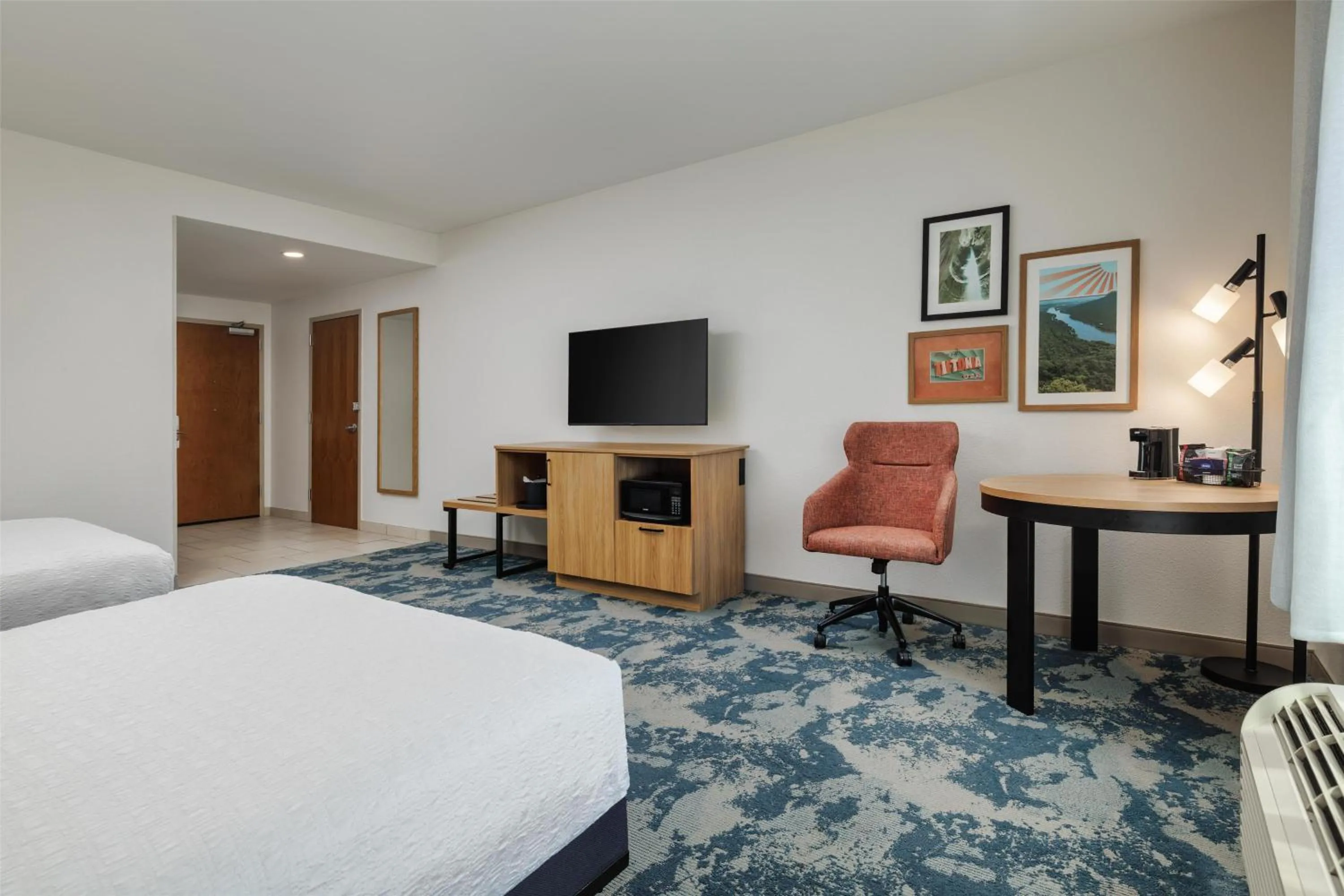 Room with Two Queen Beds - Non-Smoking in Hampton Inn Chattanooga West/Lookout Mountain