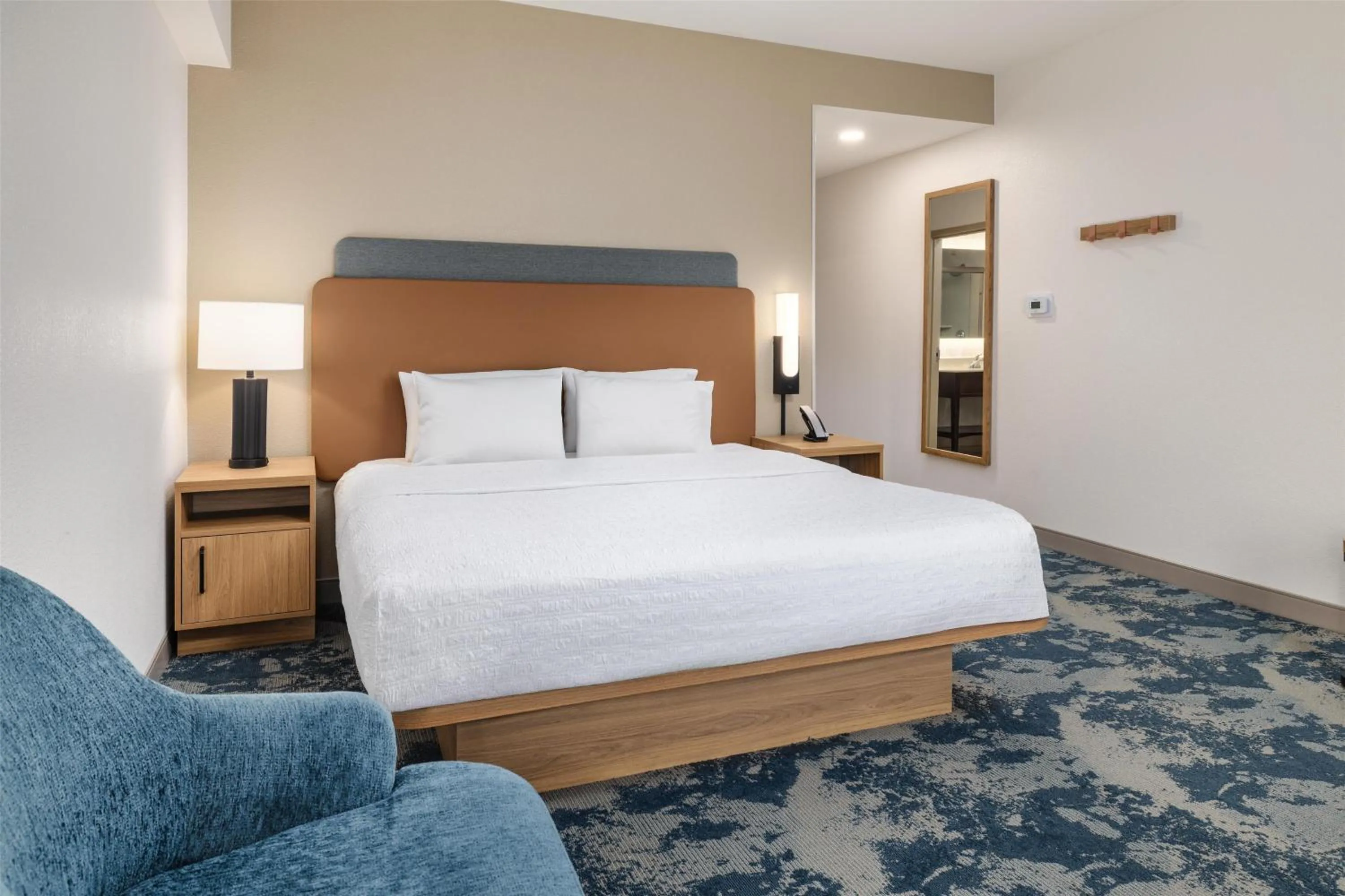 King Room - Mobility Access/Non-Smoking in Hampton Inn Chattanooga West/Lookout Mountain