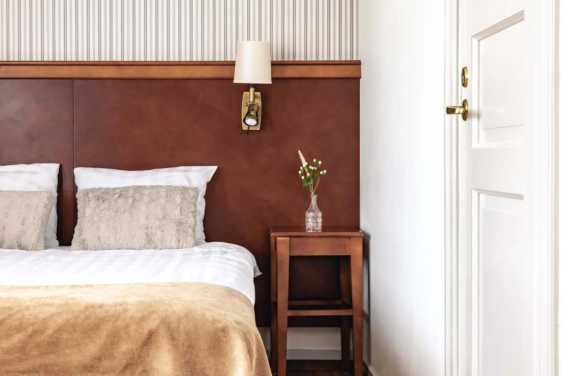 Standard Single Room in Best Western Strand Hotel