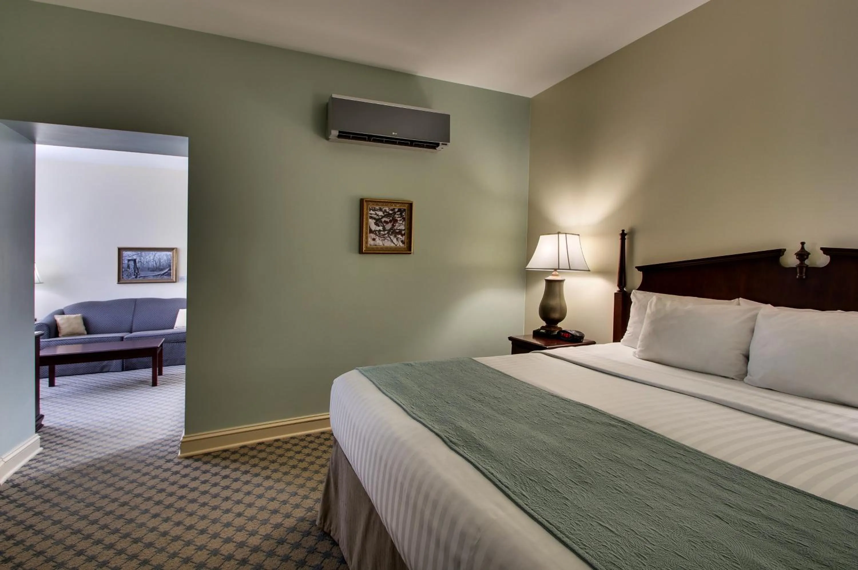 King Suite in The Inn at Wise