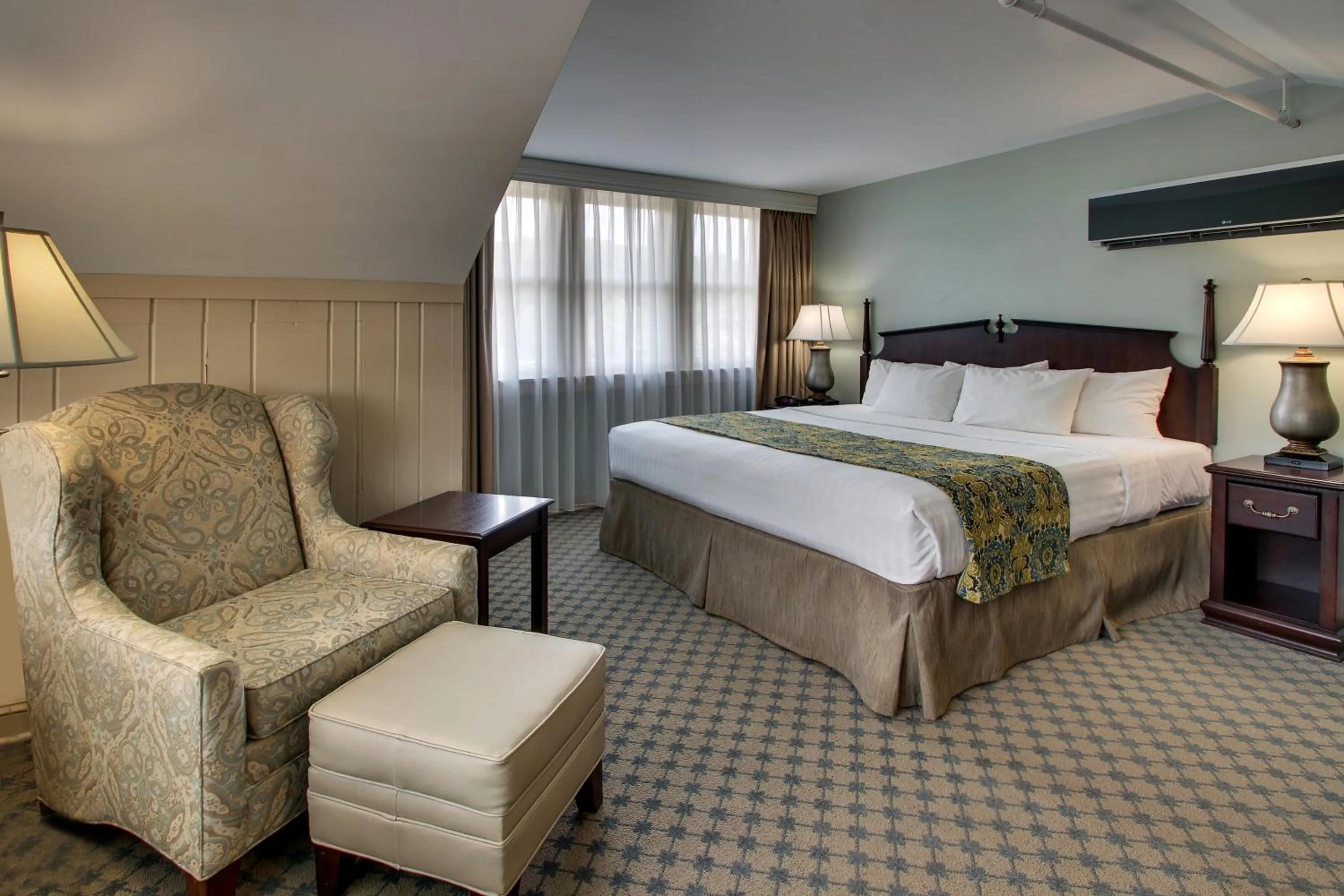 King Room in The Inn at Wise