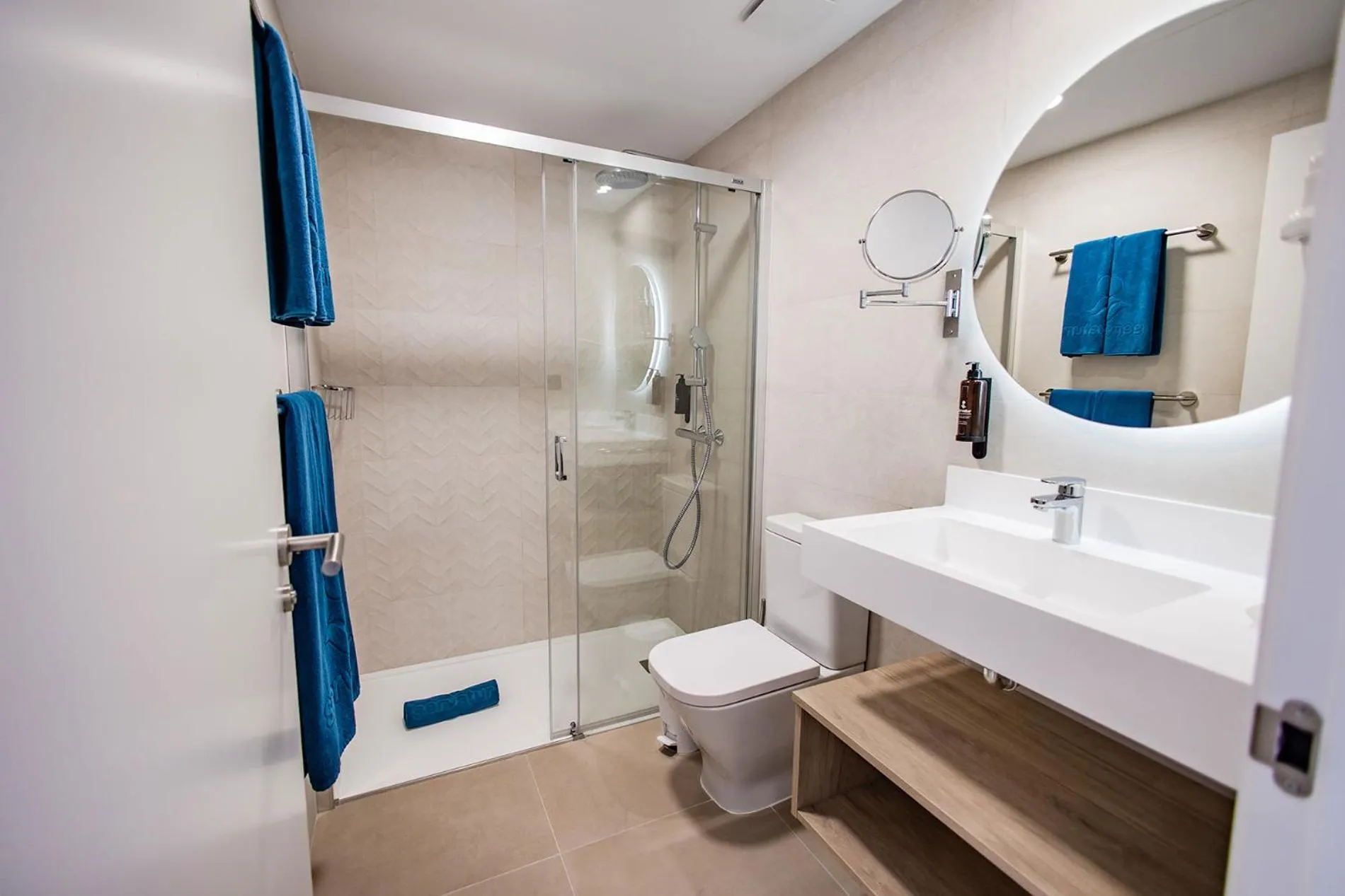 Premium Studio with hydromassage bathtub in Servatur Hartaguna - Adults Only