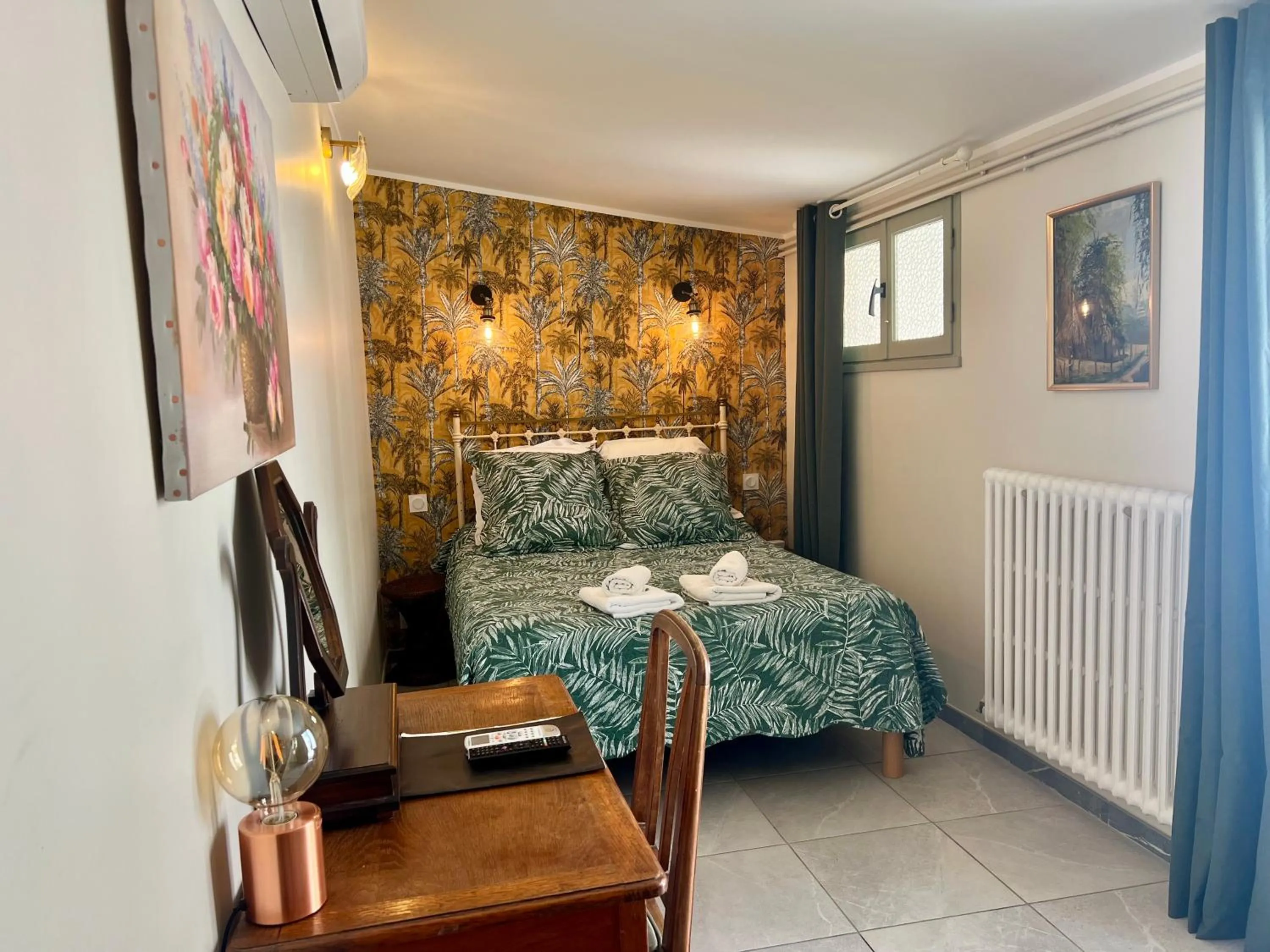 Double Room with Terrace in Hotel Le Ponteil