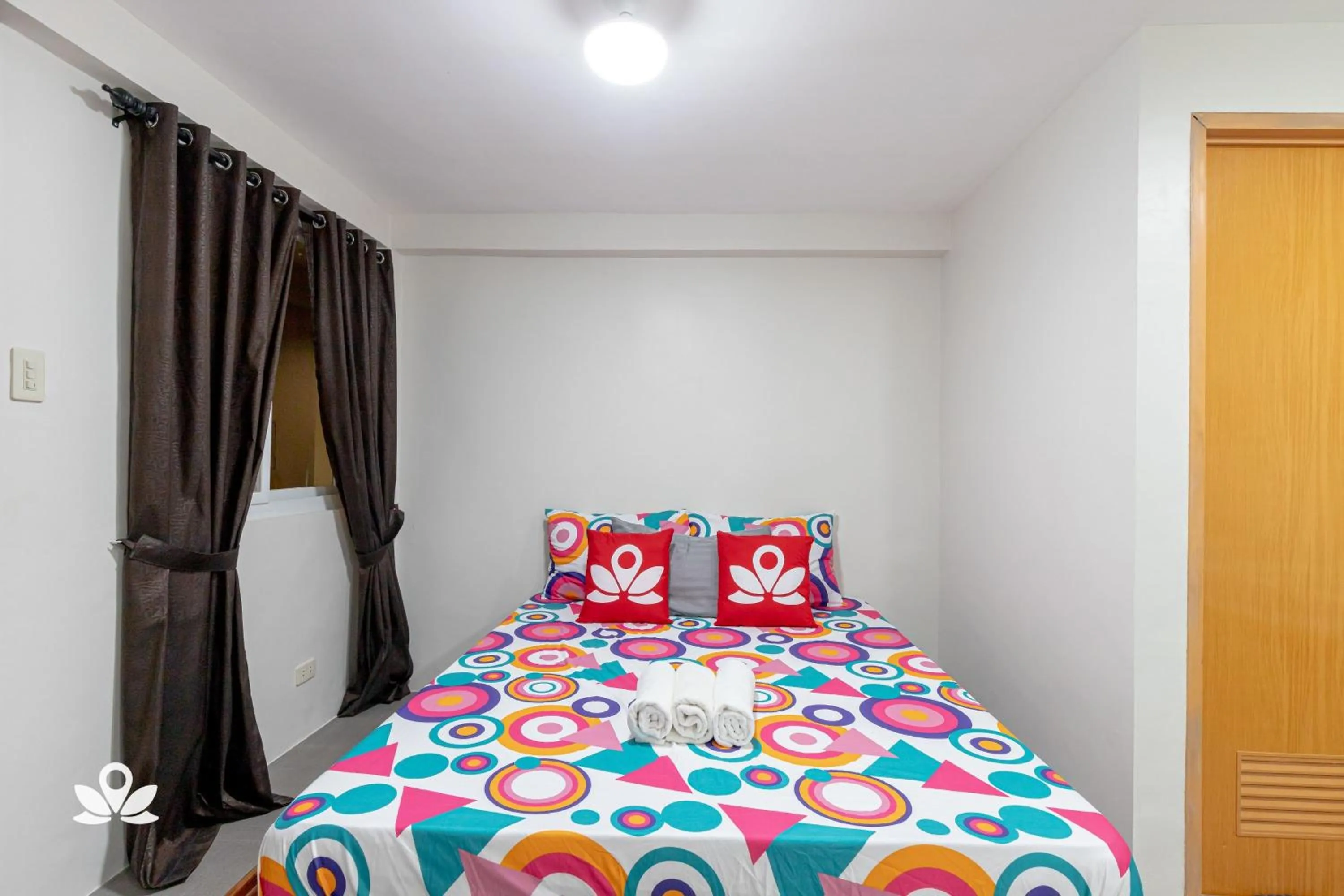 Standard Family Room in Happy Grey Hotel Vigan