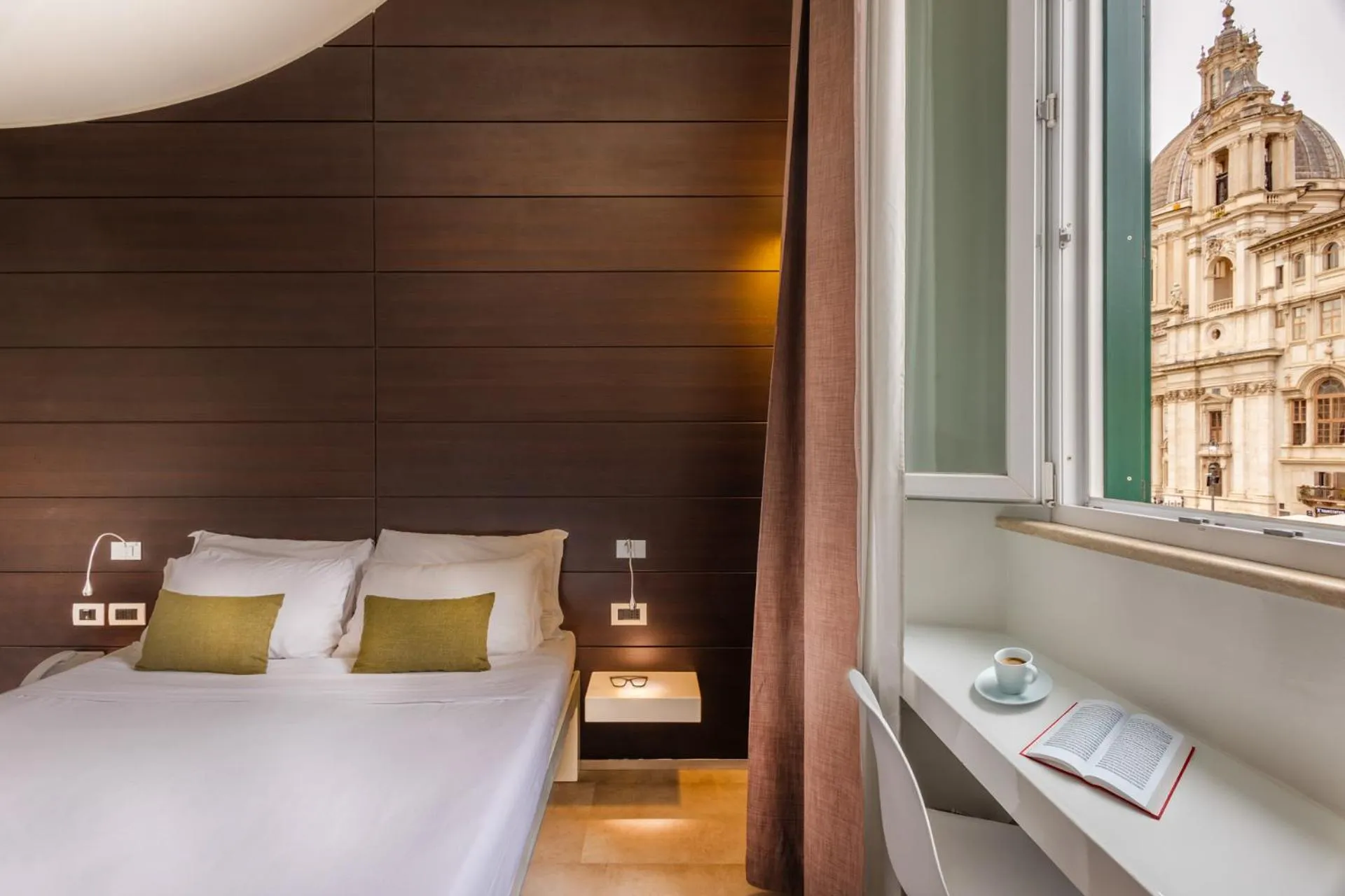 Standard Double Room with City View in Navona Stay