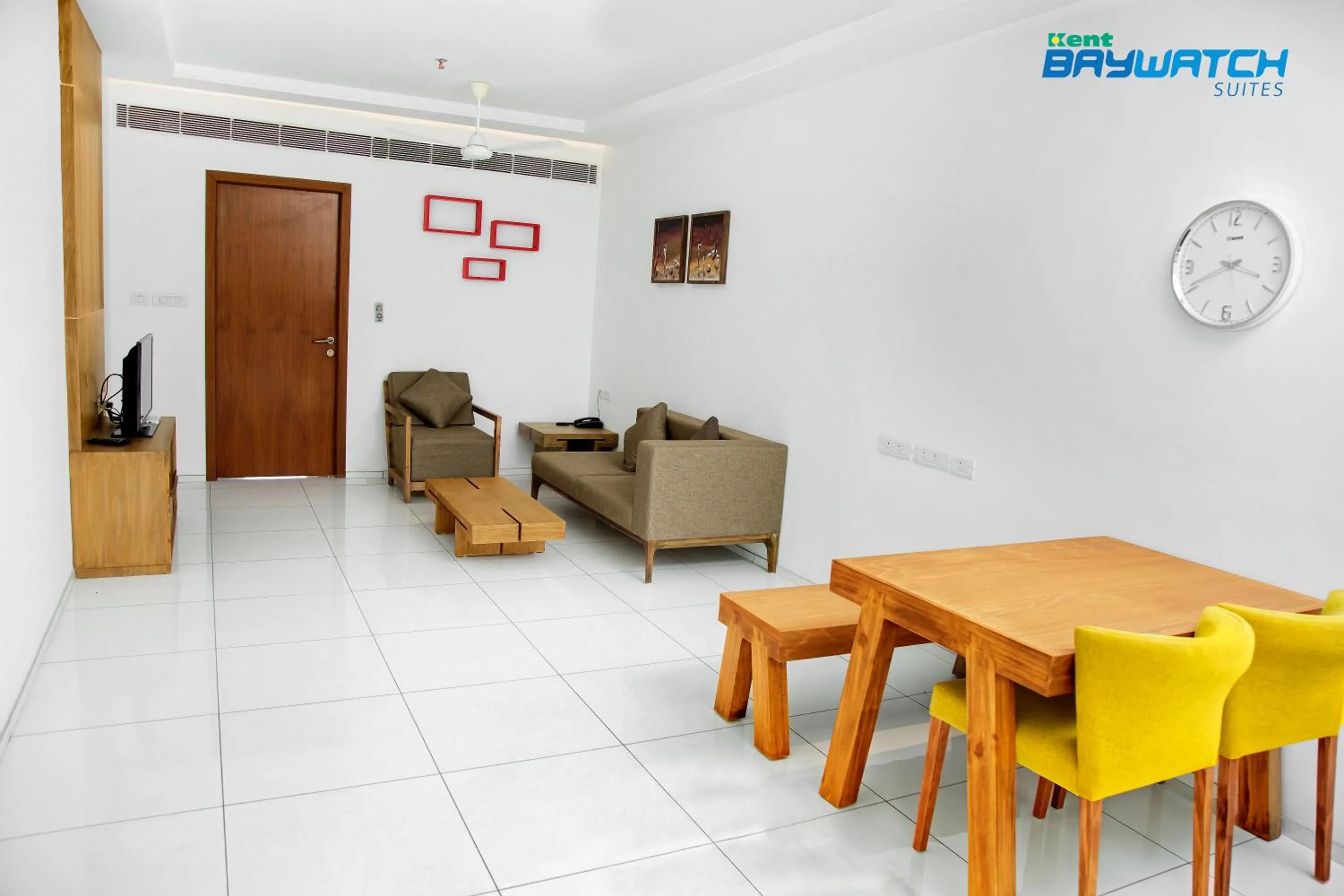 Suite with Lake View in Kent Baywatch Suites