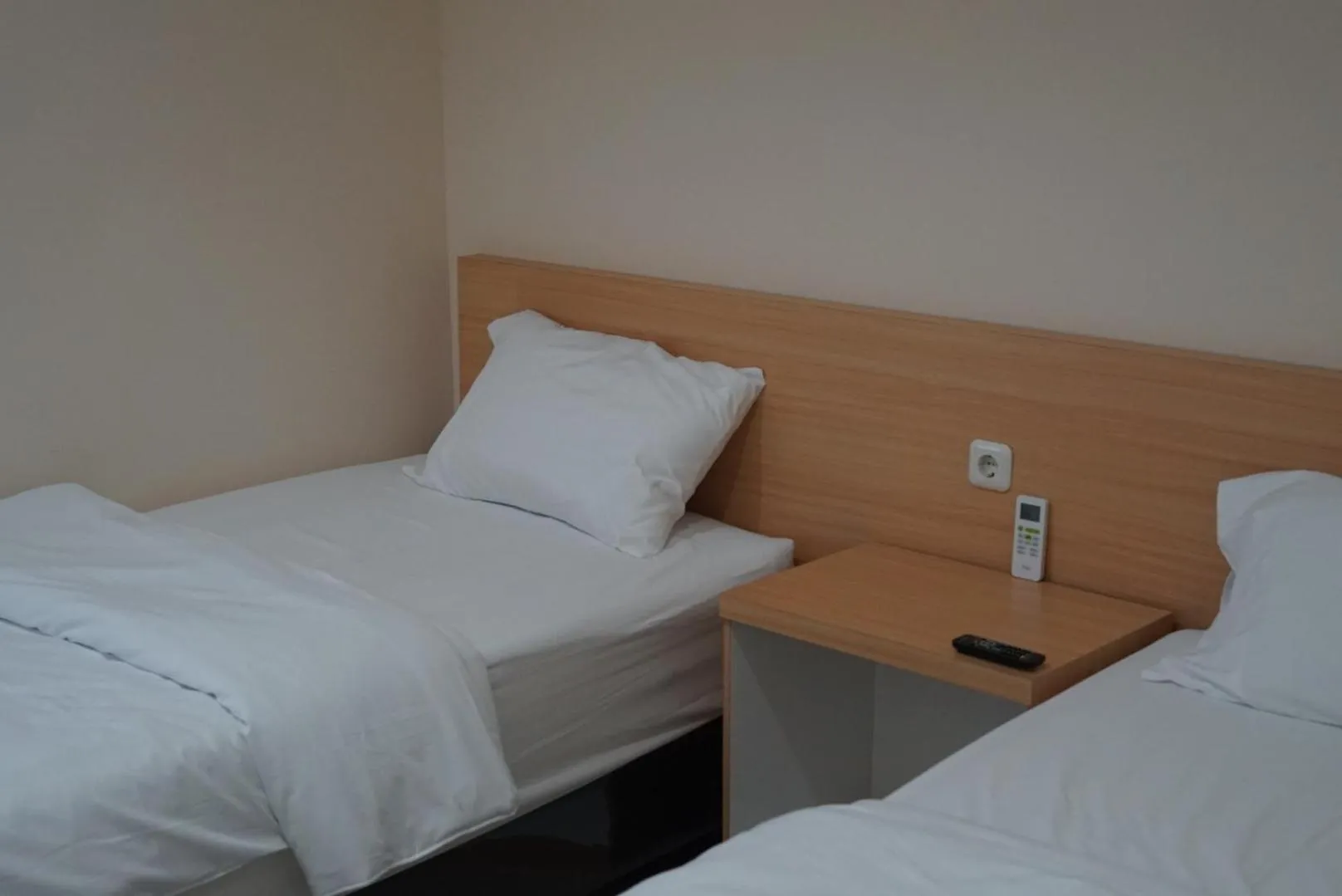 Deluxe Twin Room in Gold Line Guest House
