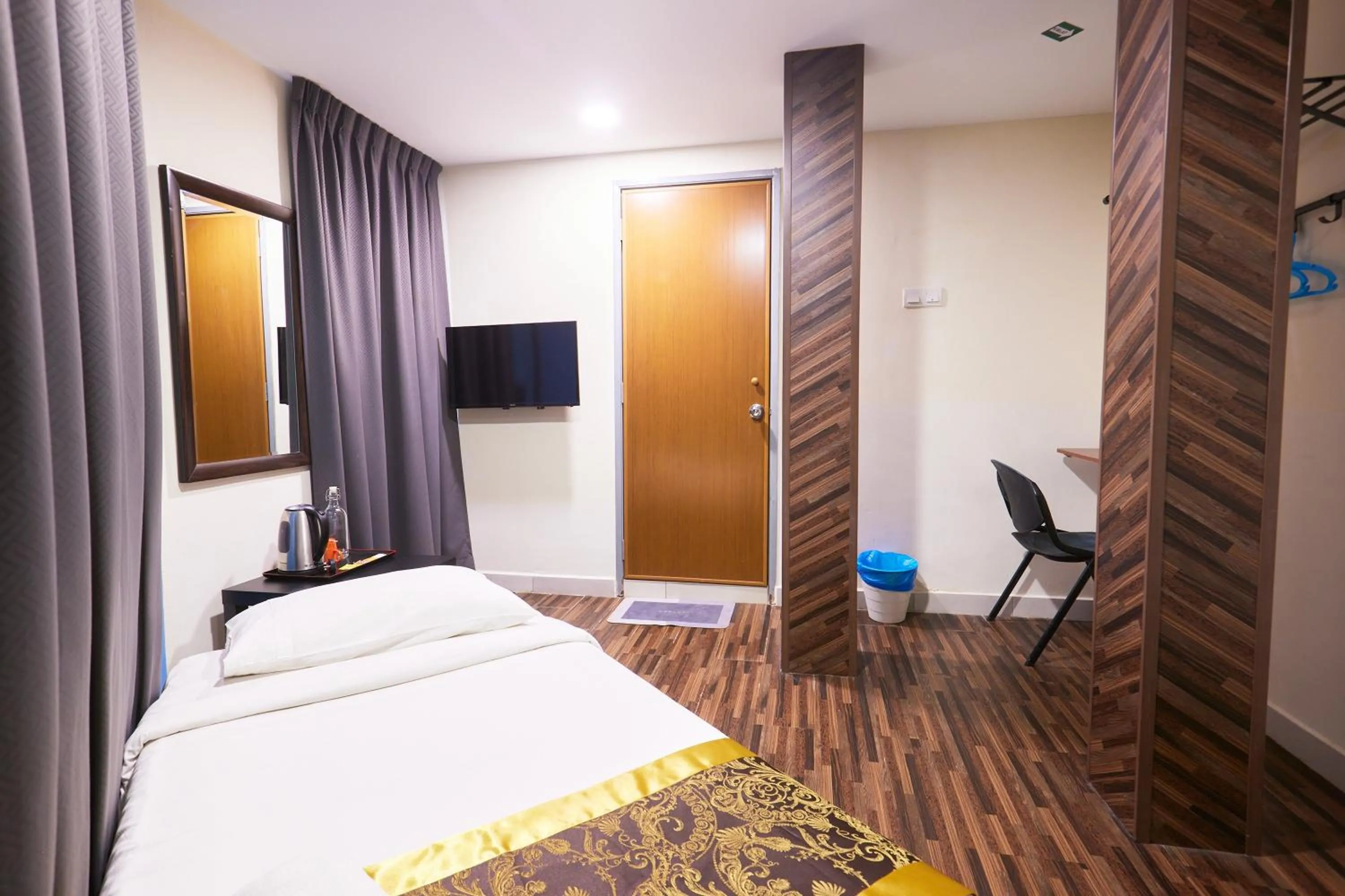 Superior Single Room in Hotel Sunjoy9 OKR