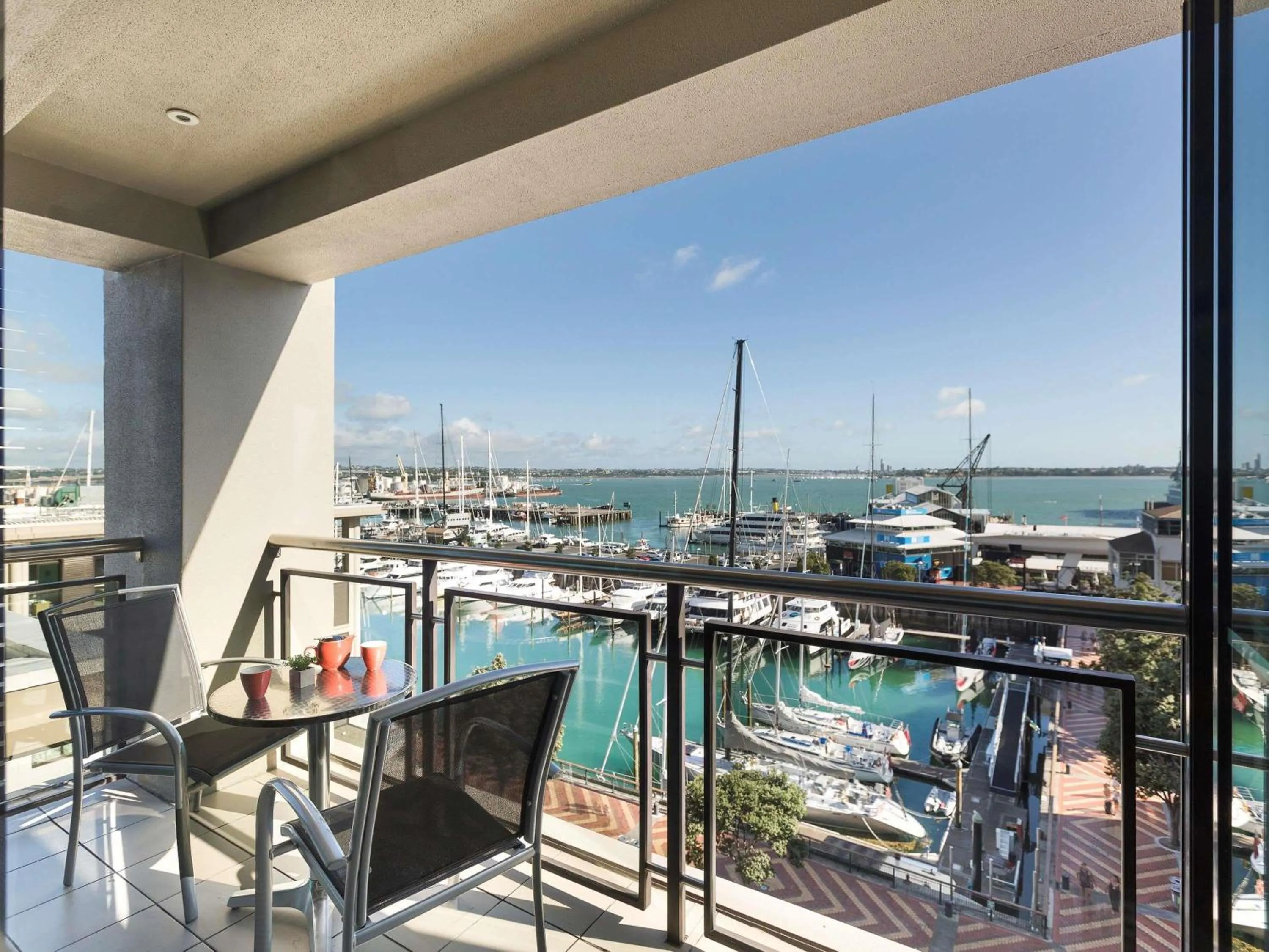 Deluxe One-Bedroom Suite with Marina View in The Sebel Auckland Viaduct Harbour