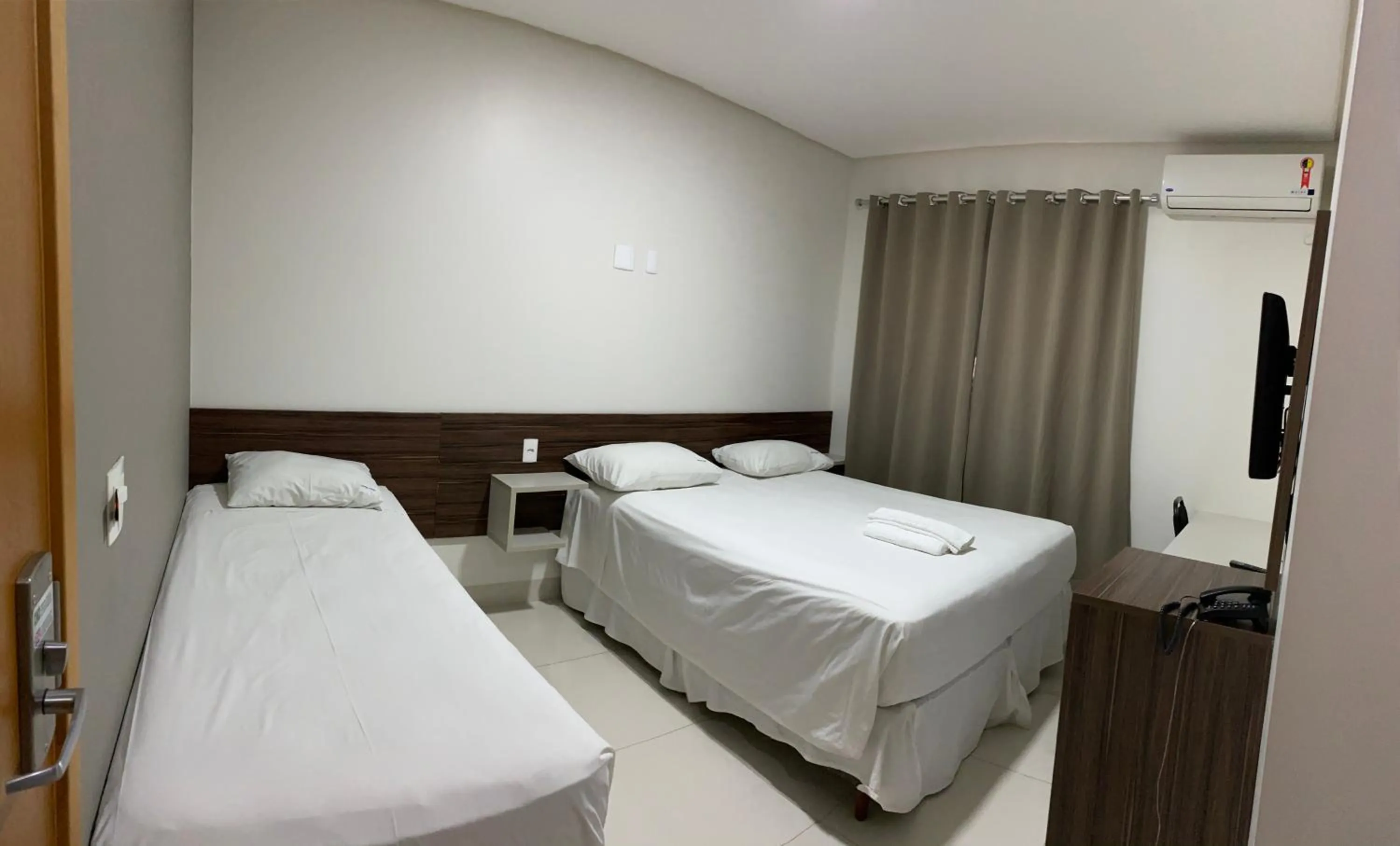 Large Double Room - single occupancy in Hotel Tainá - Aeroporto Cuiabá