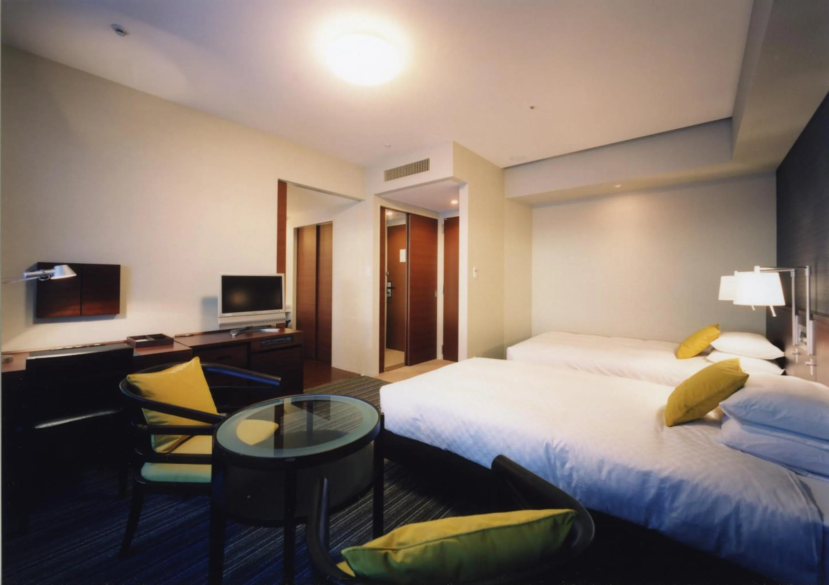 Superior Twin Room Type A - single occupancy - Airport View - Non-Smoking in Centrair Hotel