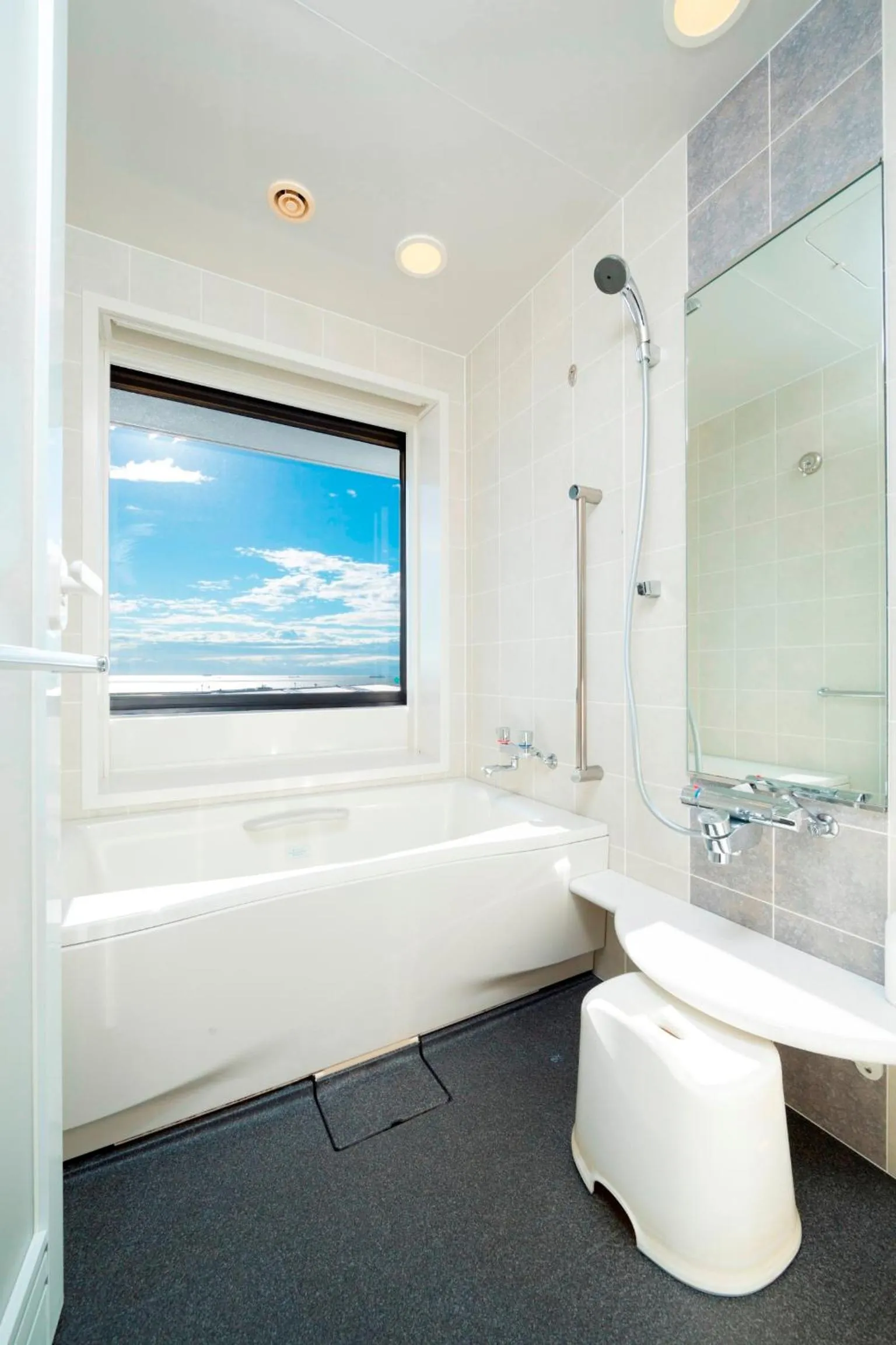 Double Room with Small Double Bed - single occupancy - Smoking in Centrair Hotel