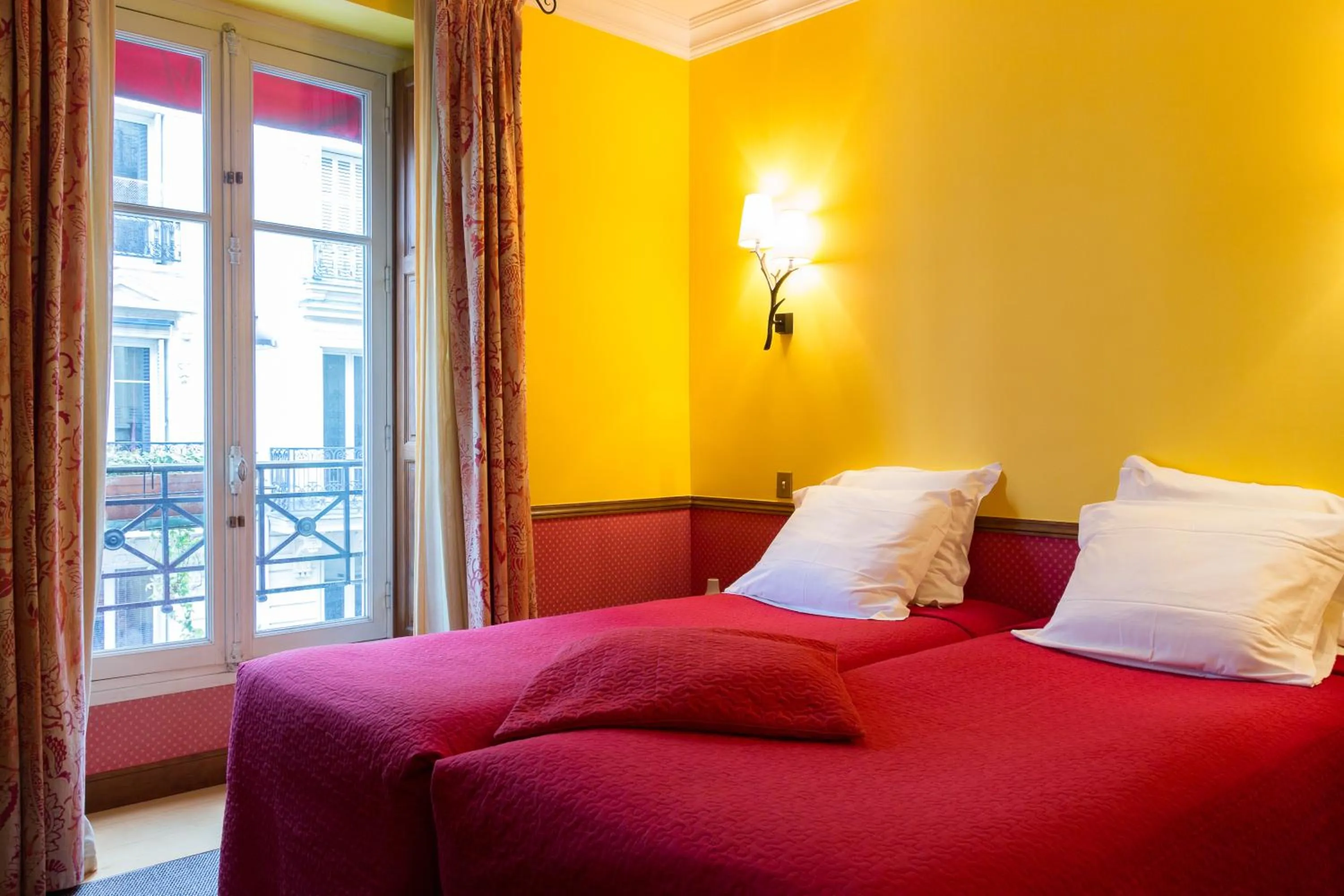 Superior Twin Room in Hôtel Relais Monceau