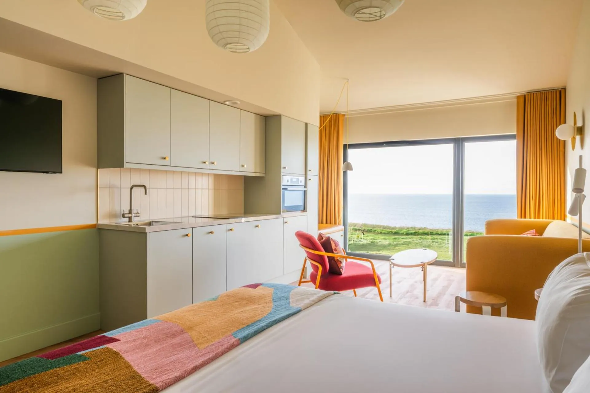 Studio Apartment with Sea View in SeaSpace
