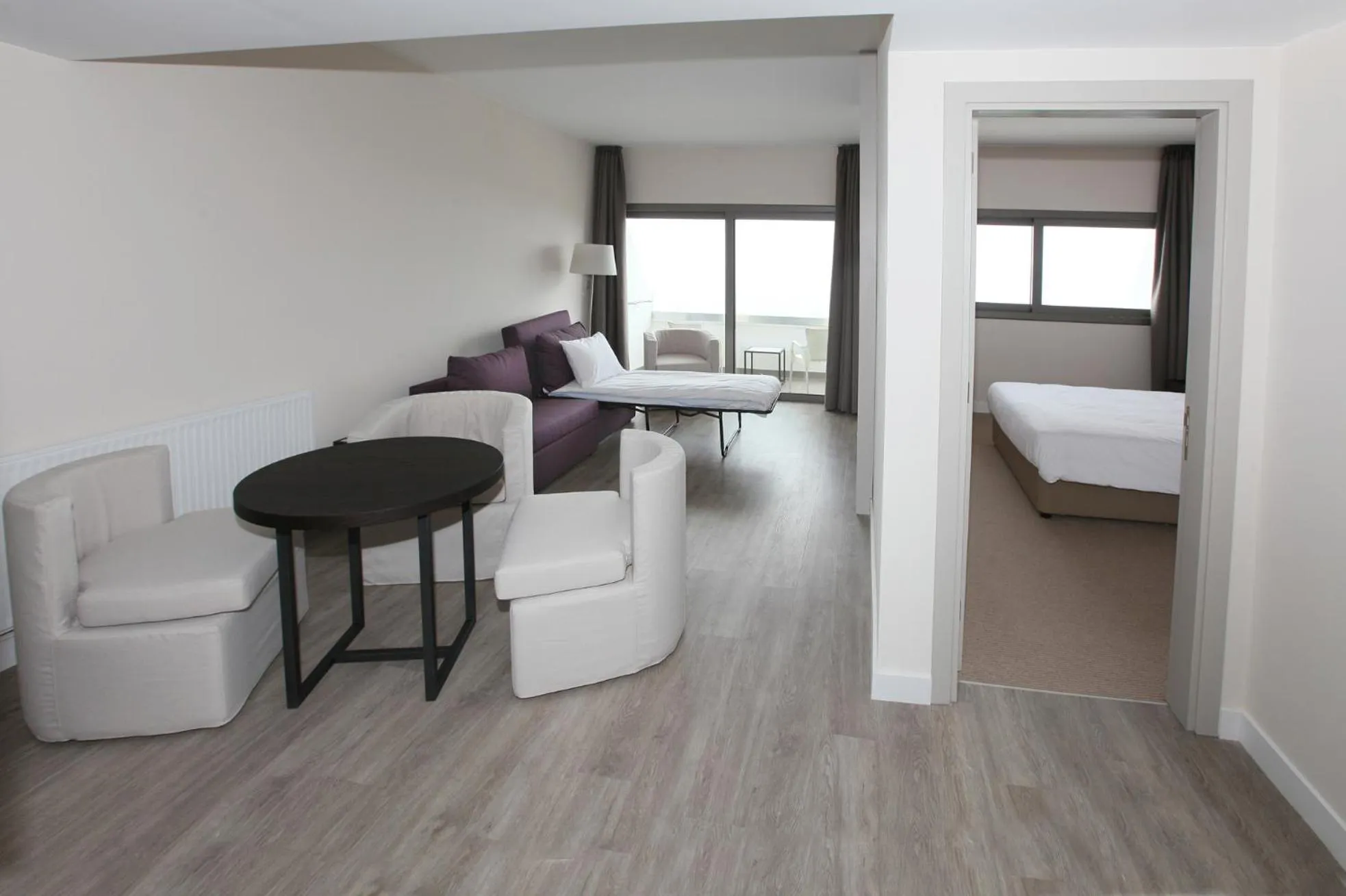 Deluxe Family Suite with Sea View in Droushia Heights Hotel