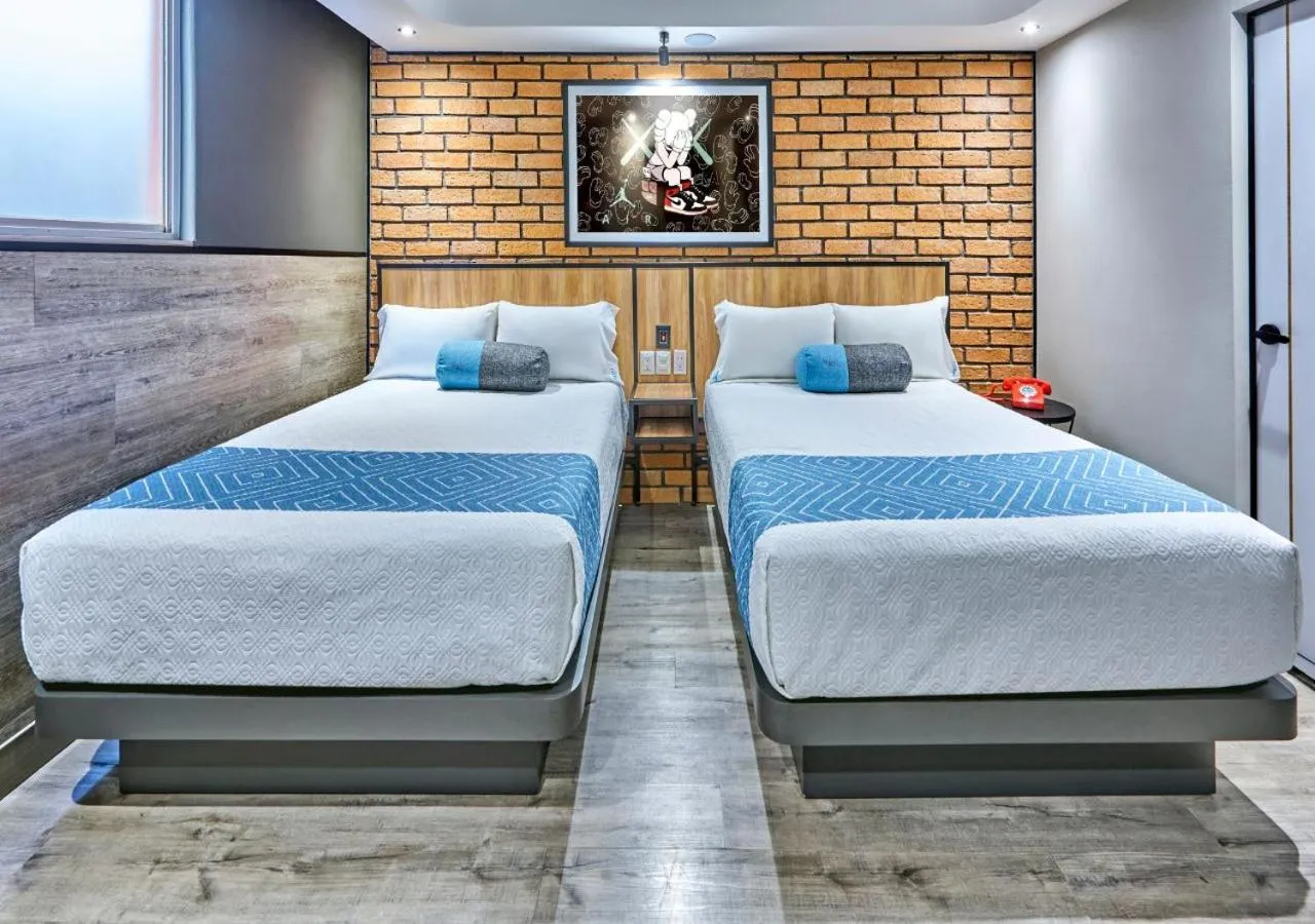 Superior Double Room with Two Double Beds in Hotel Marti