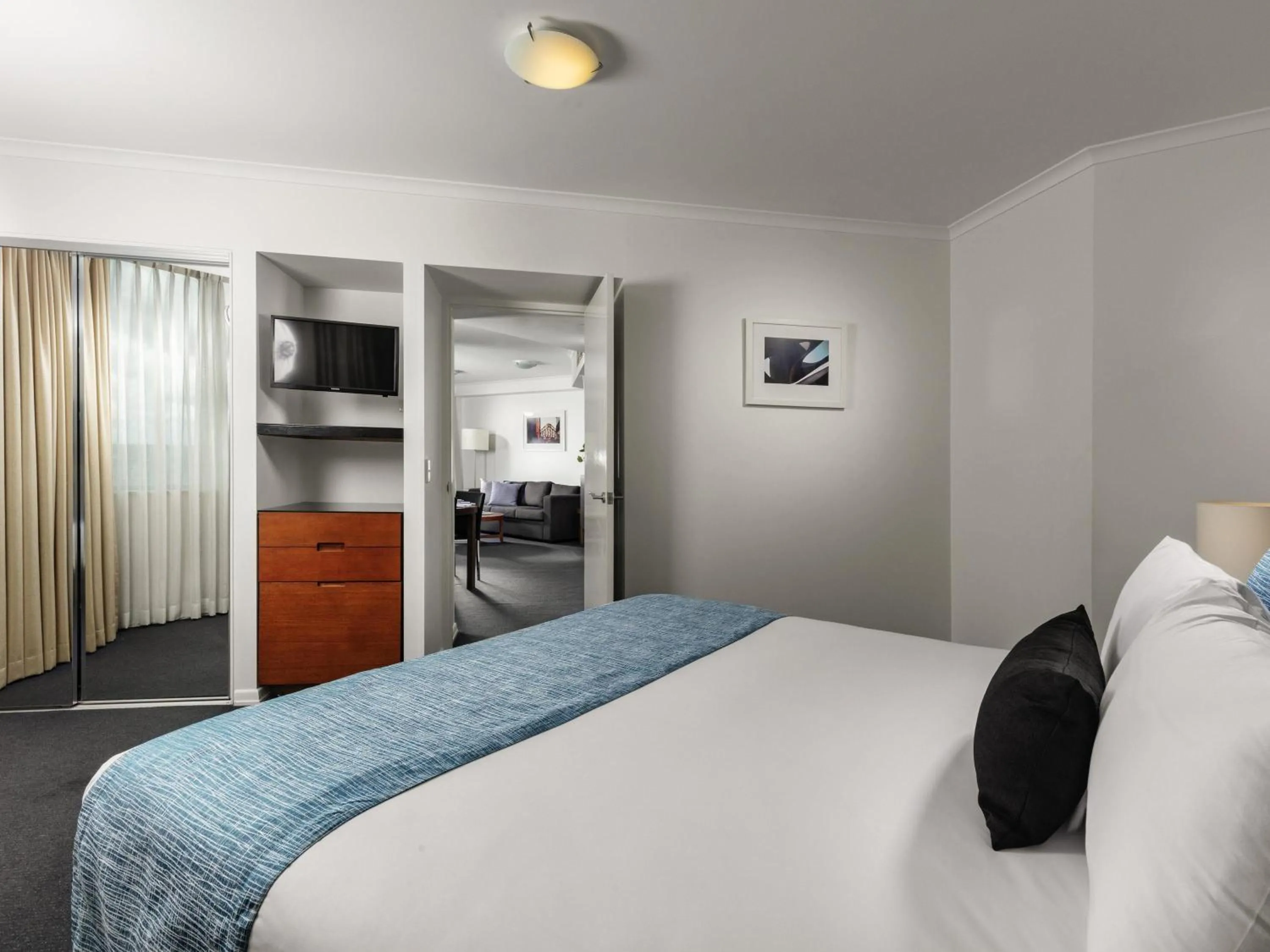 One-Bedroom Premium Apartment in The Sebel Brisbane