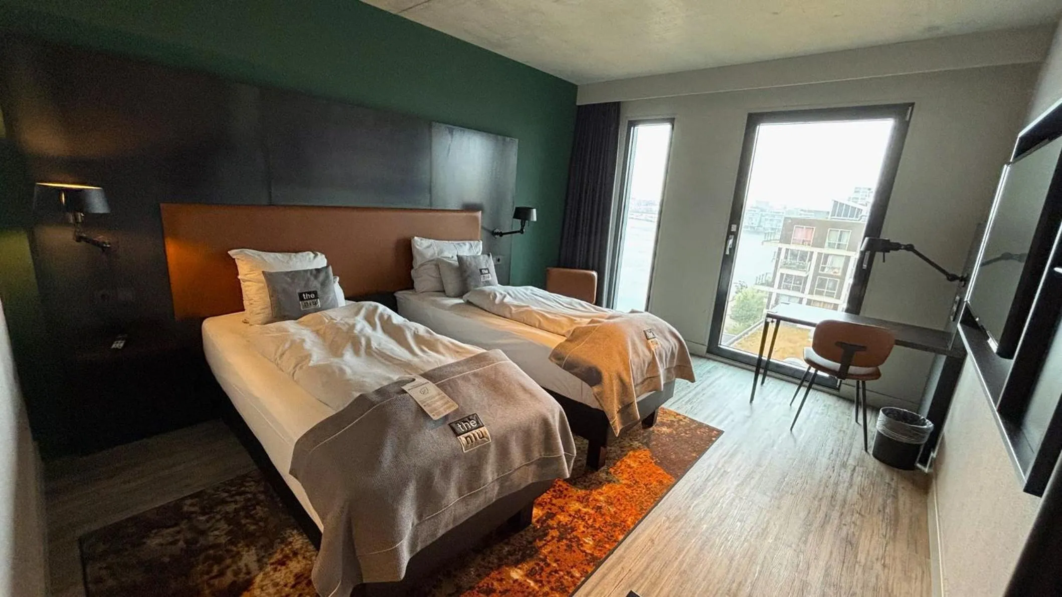 Standard Room in Holiday Inn - the niu, Fender Amsterdam